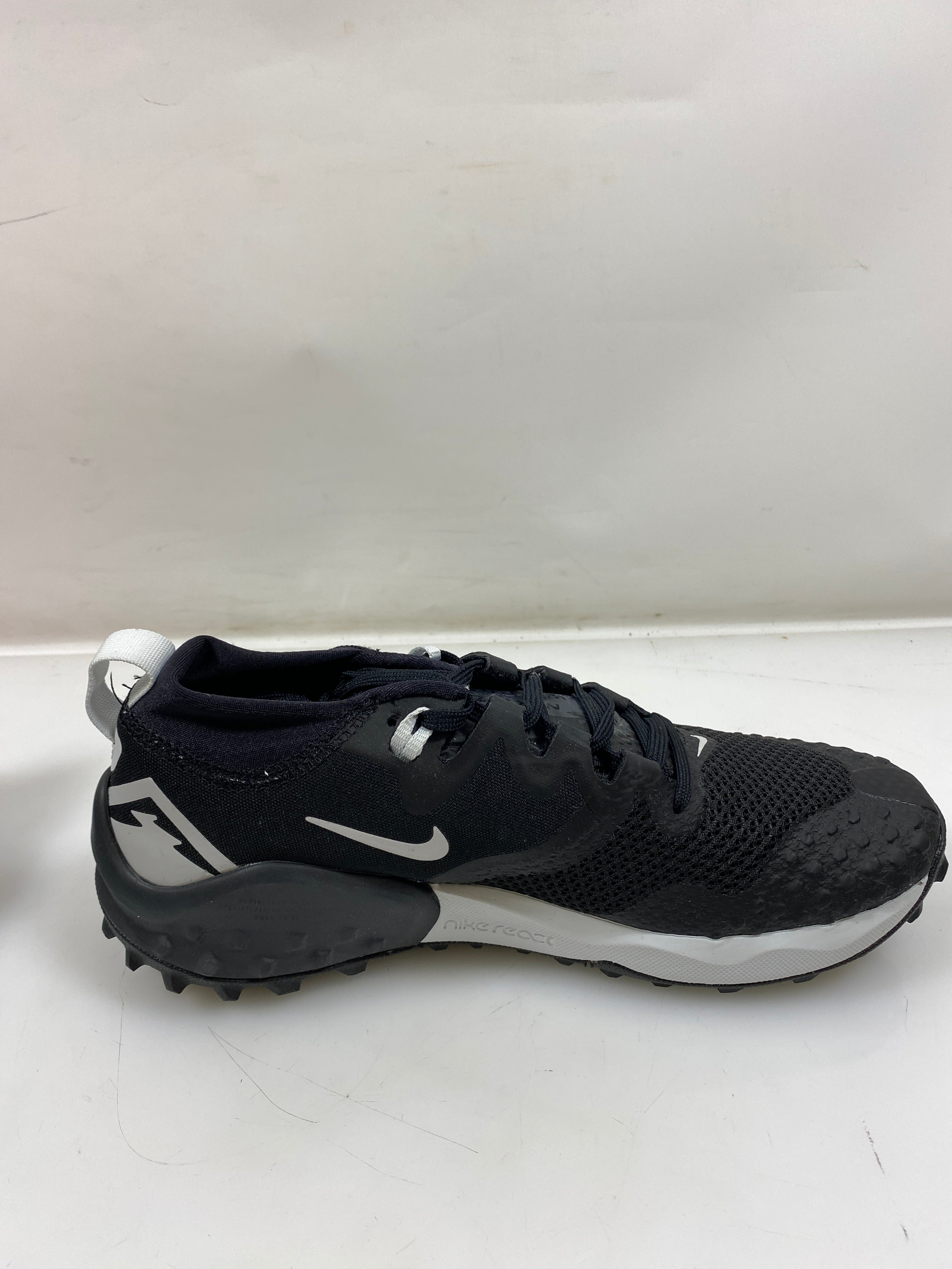 Women's Nike Wildhorse 7 Black Running Shoes Size 7