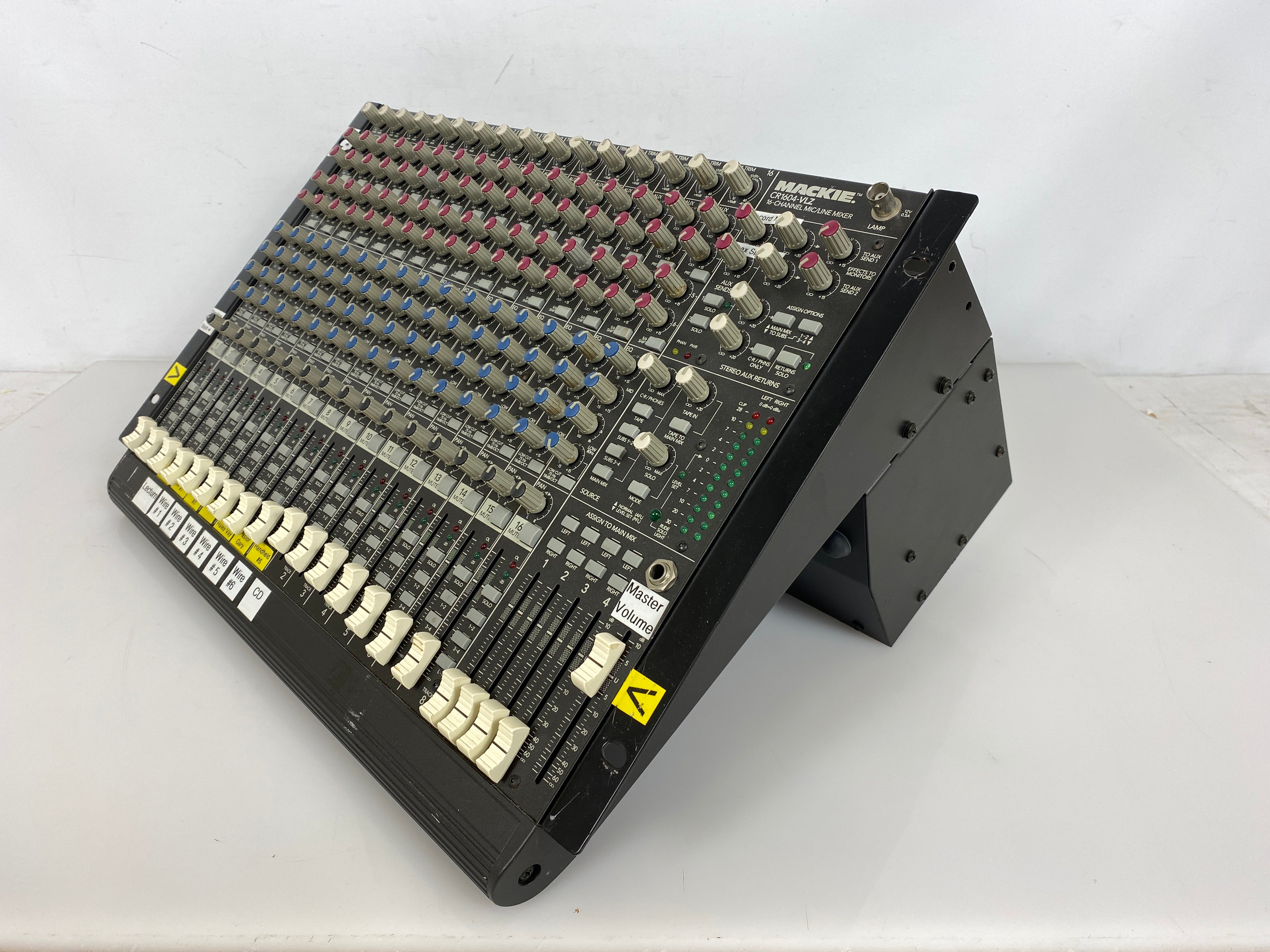 Mackie CR1604-VLZ 16-Channel Mic/Line Mixer
