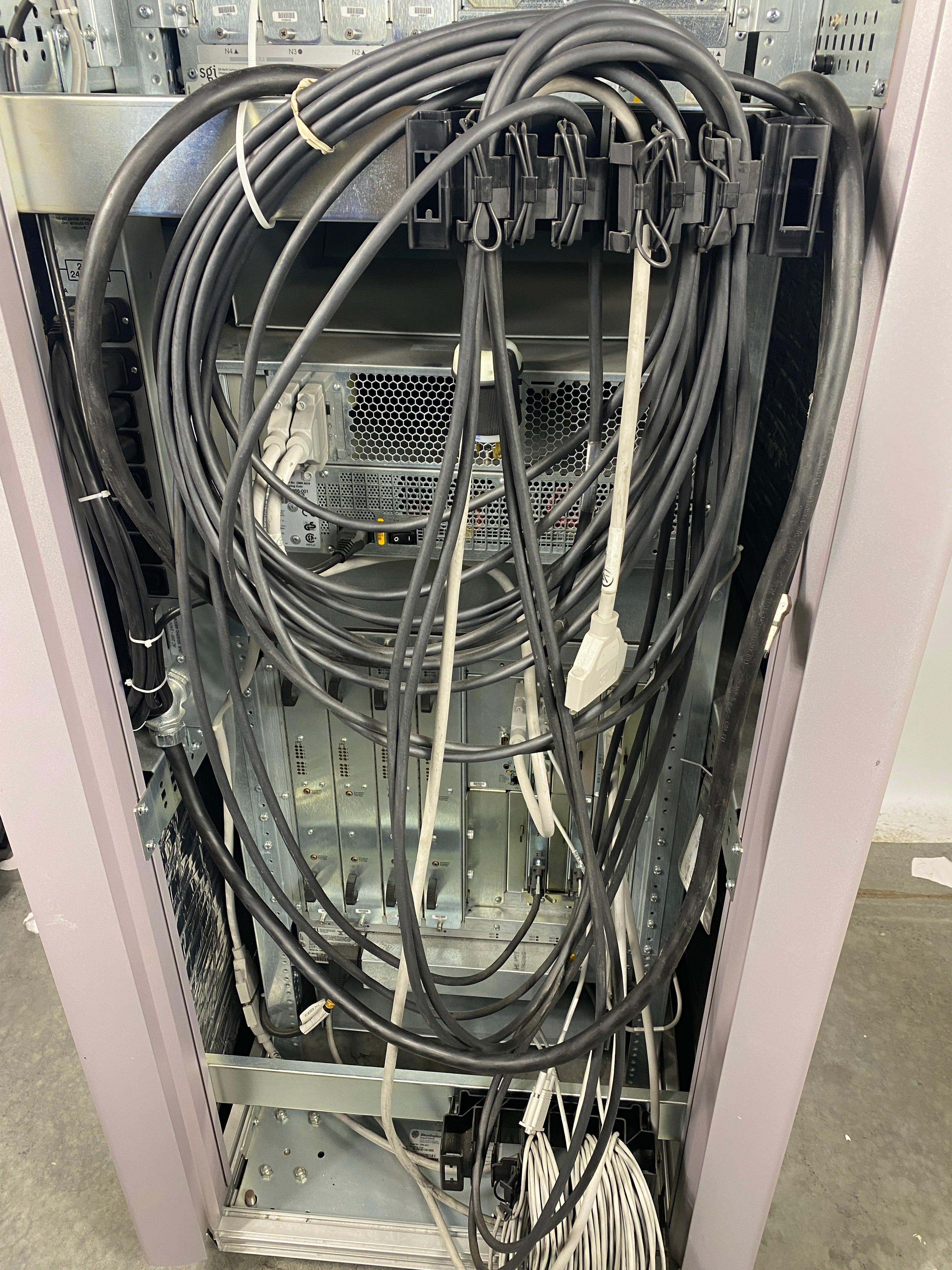 Silicon Graphics SGI Origin 2400 Vintage Server Supercomputer