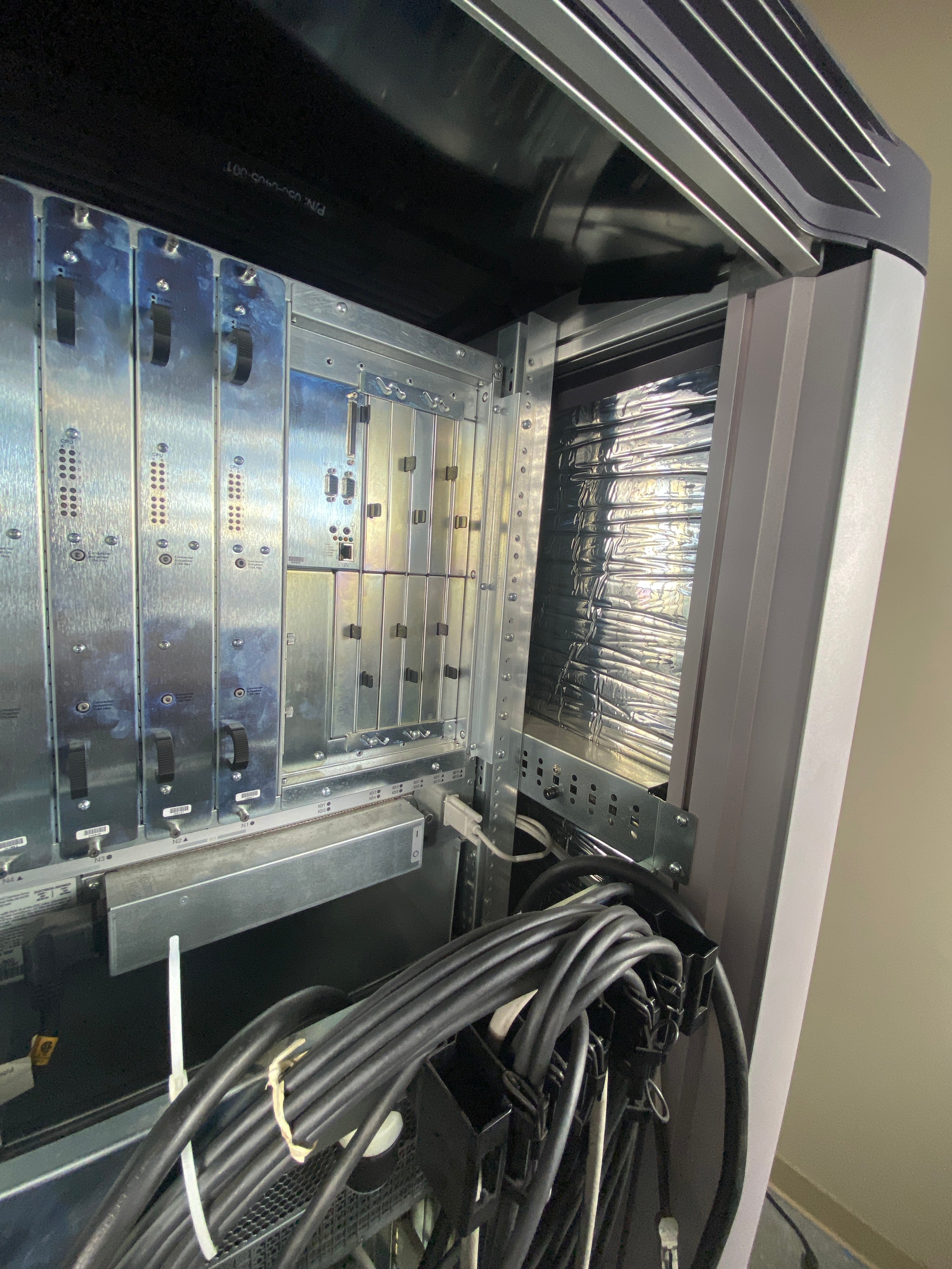 Silicon Graphics SGI Origin 2400 Vintage Server Supercomputer
