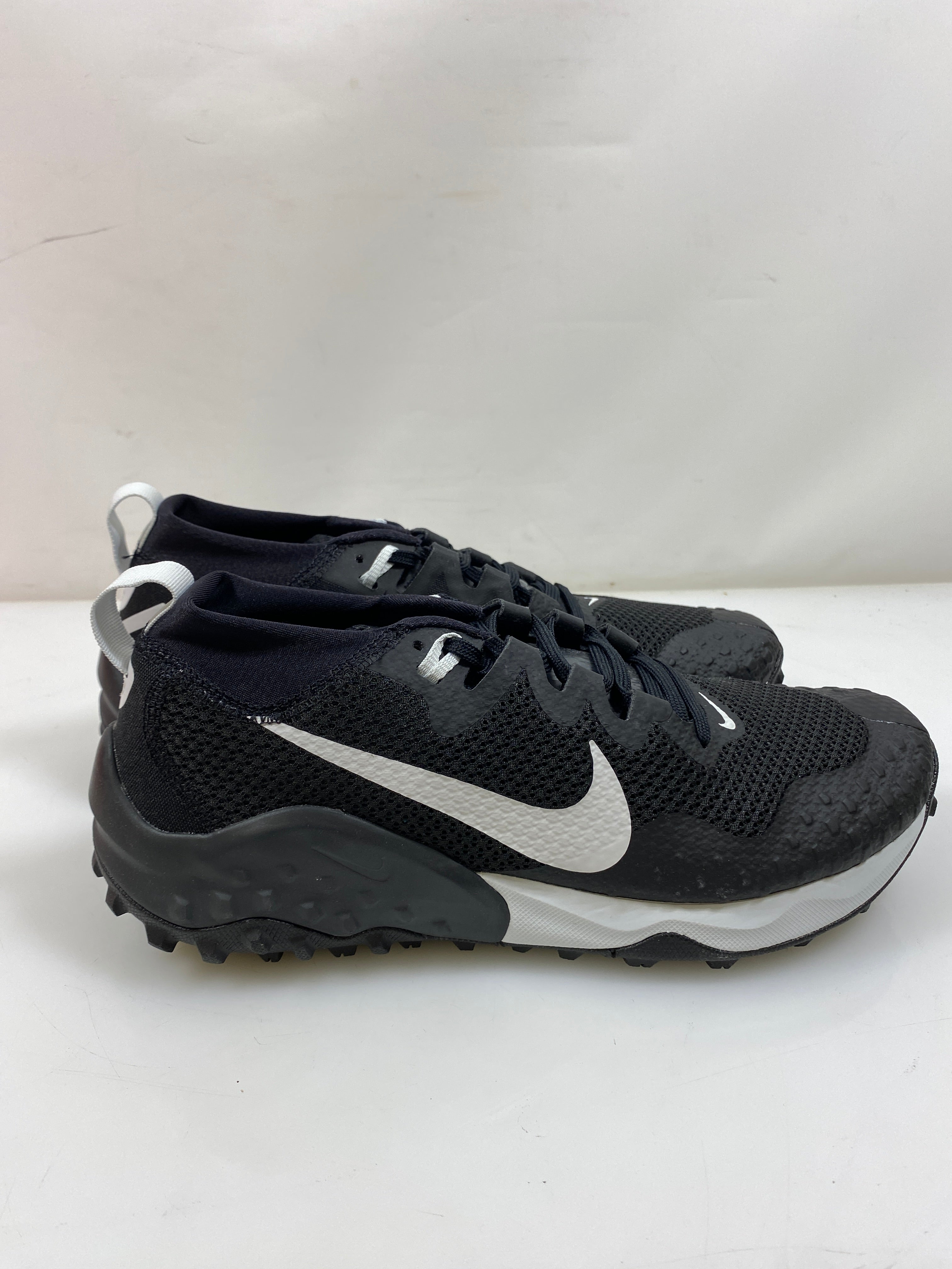 Women's Nike Wildhorse 7 Black Running Shoes Size 10