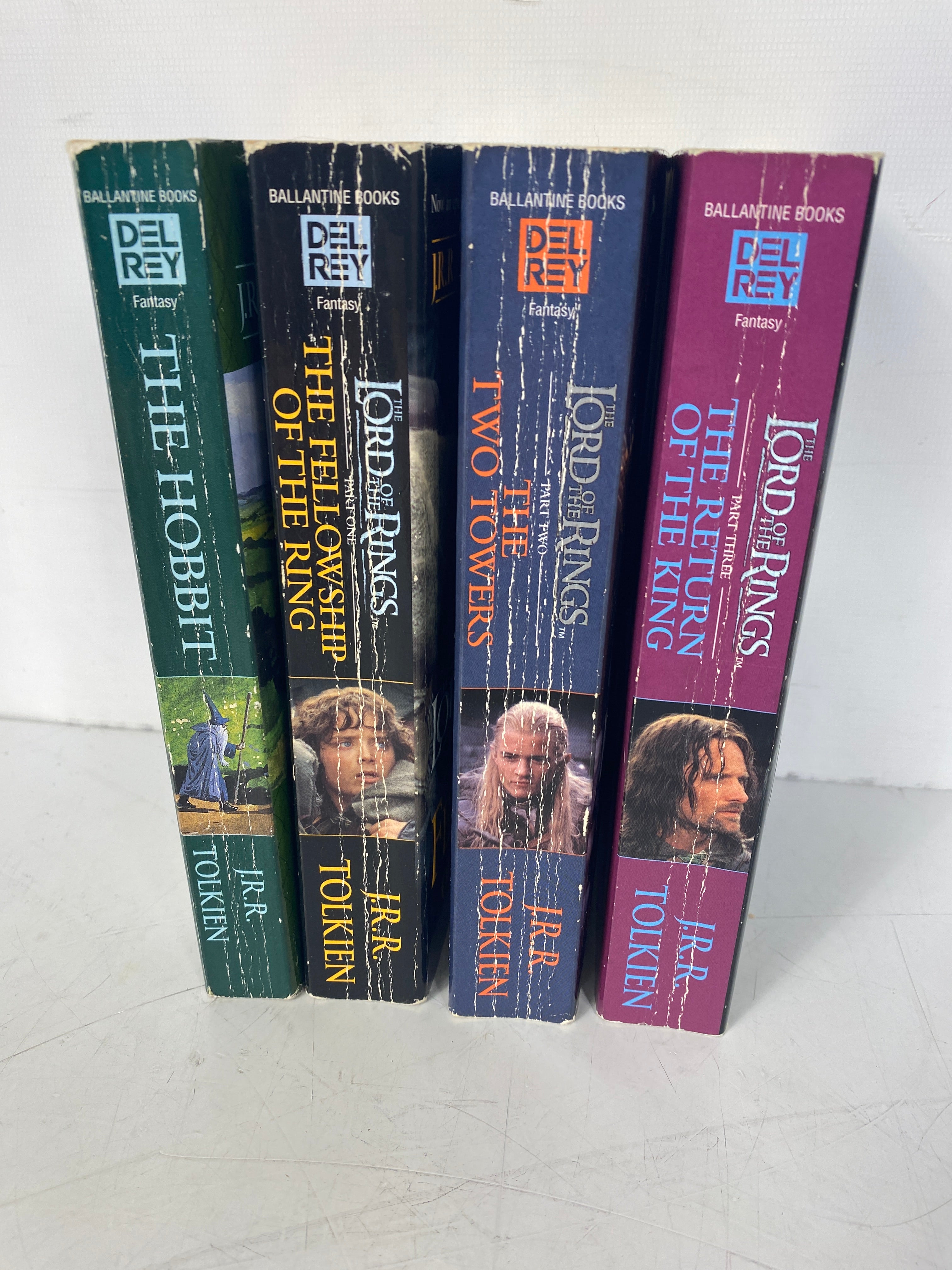 4 J.R.R. Tolkien Del Ray : The Hobbit/Lord of the Rings Parts 1, 2, 3 SC
