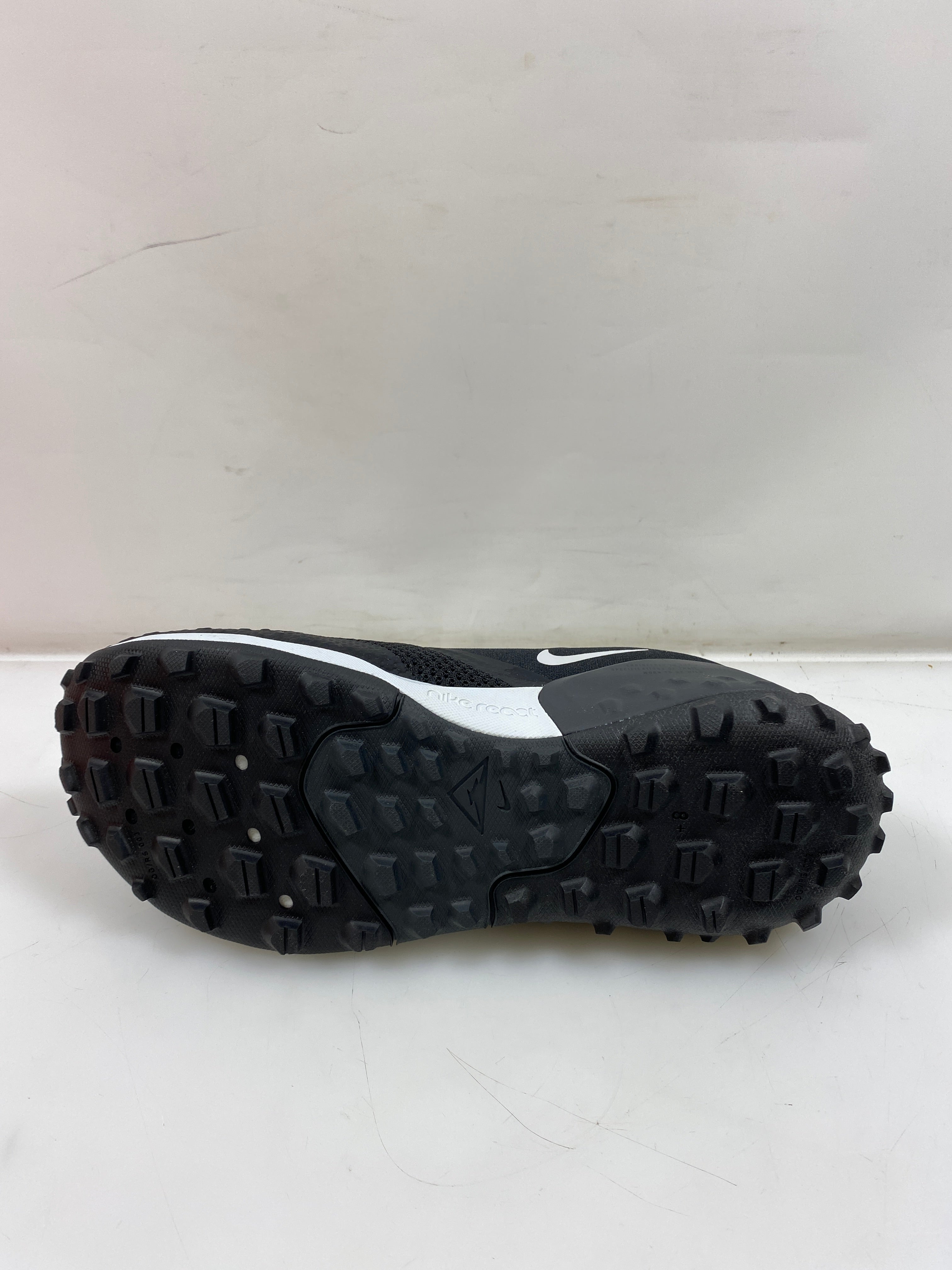 Women's Nike Wildhorse 7 Black Running Shoes Size 11