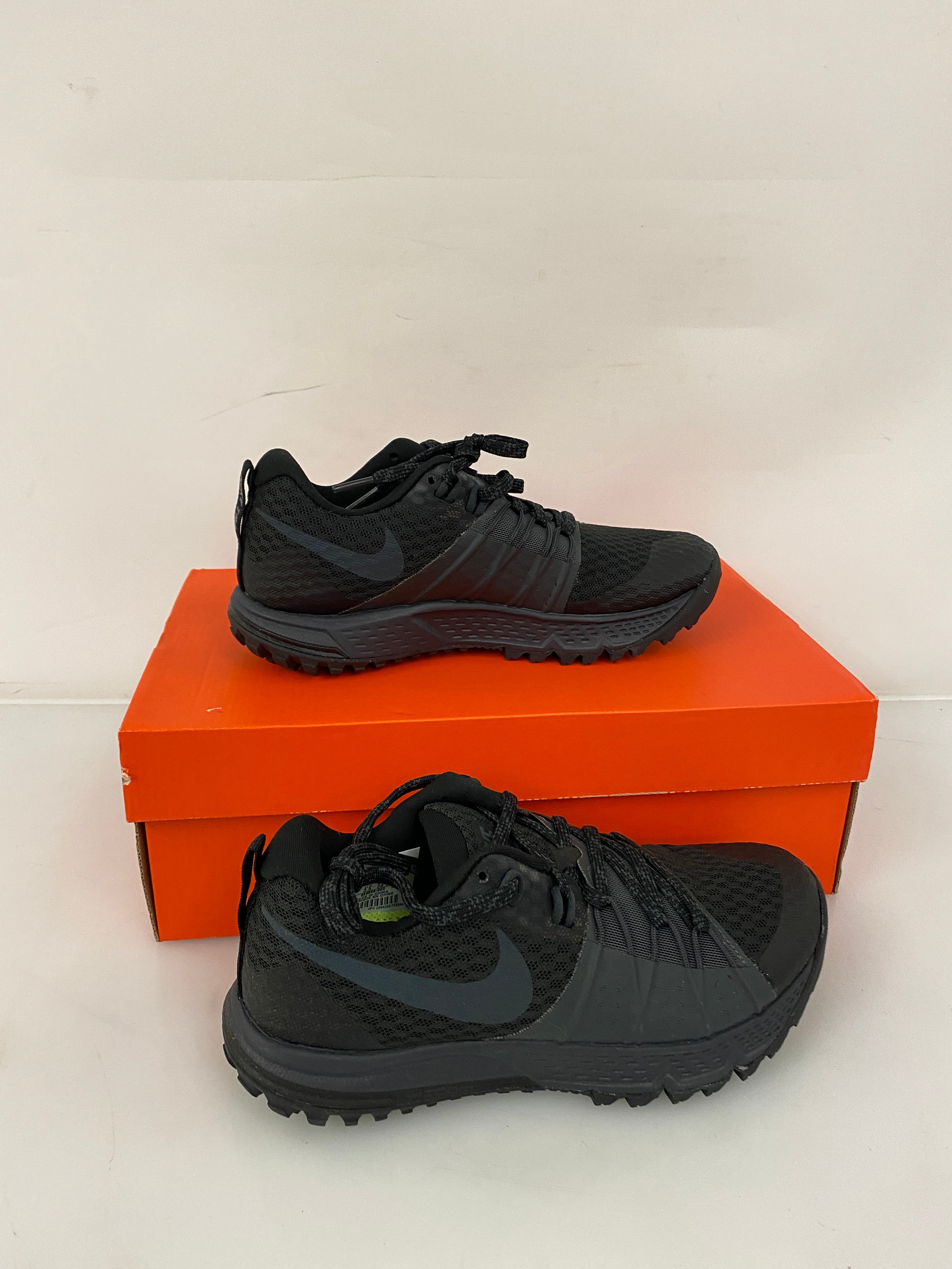 Women's Nike Air Zoom Wildhorse 4 Black Running Shoes Size 6