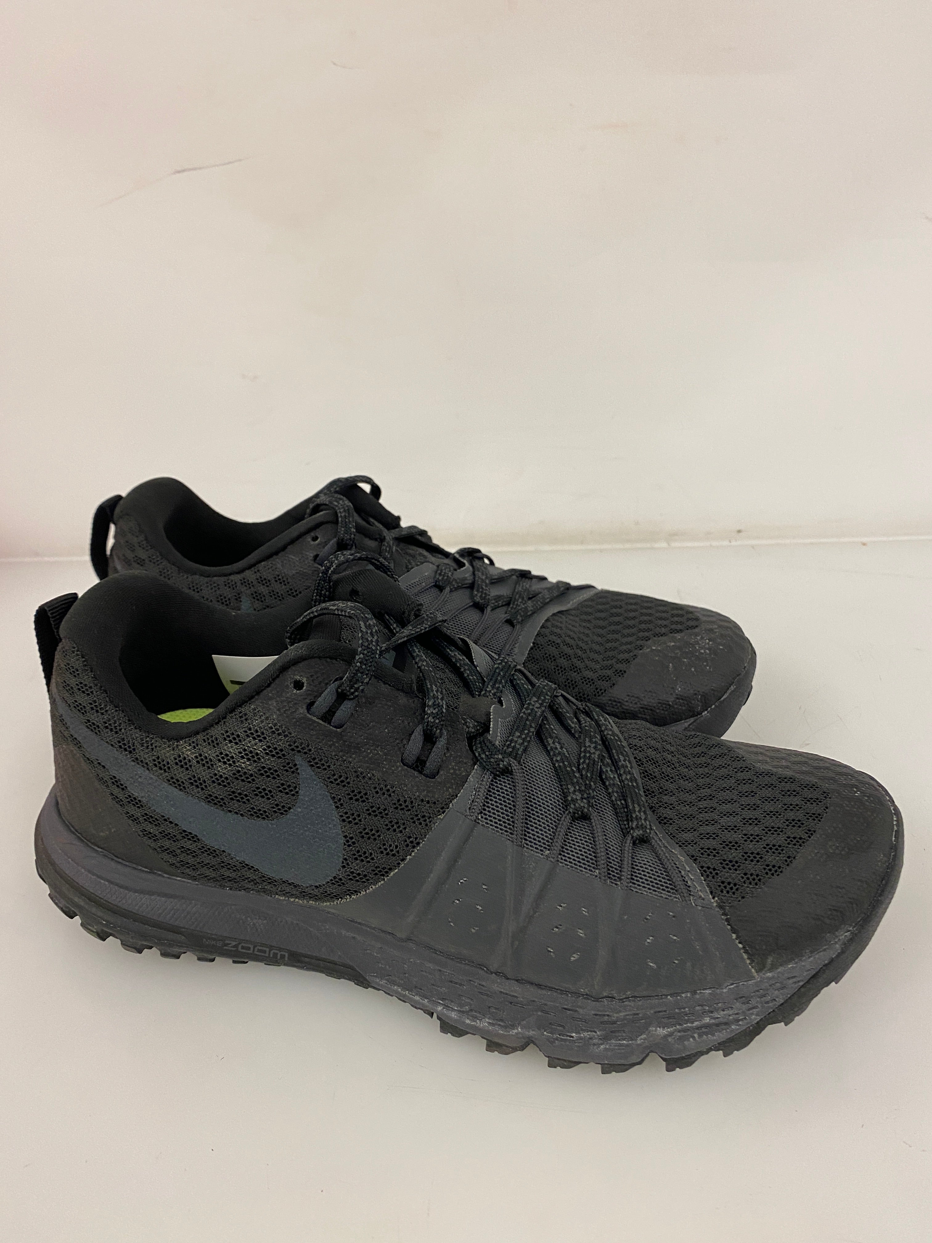 Women's Nike Air Zoom Wildhorse 4 Black Running Shoes Size 7.5