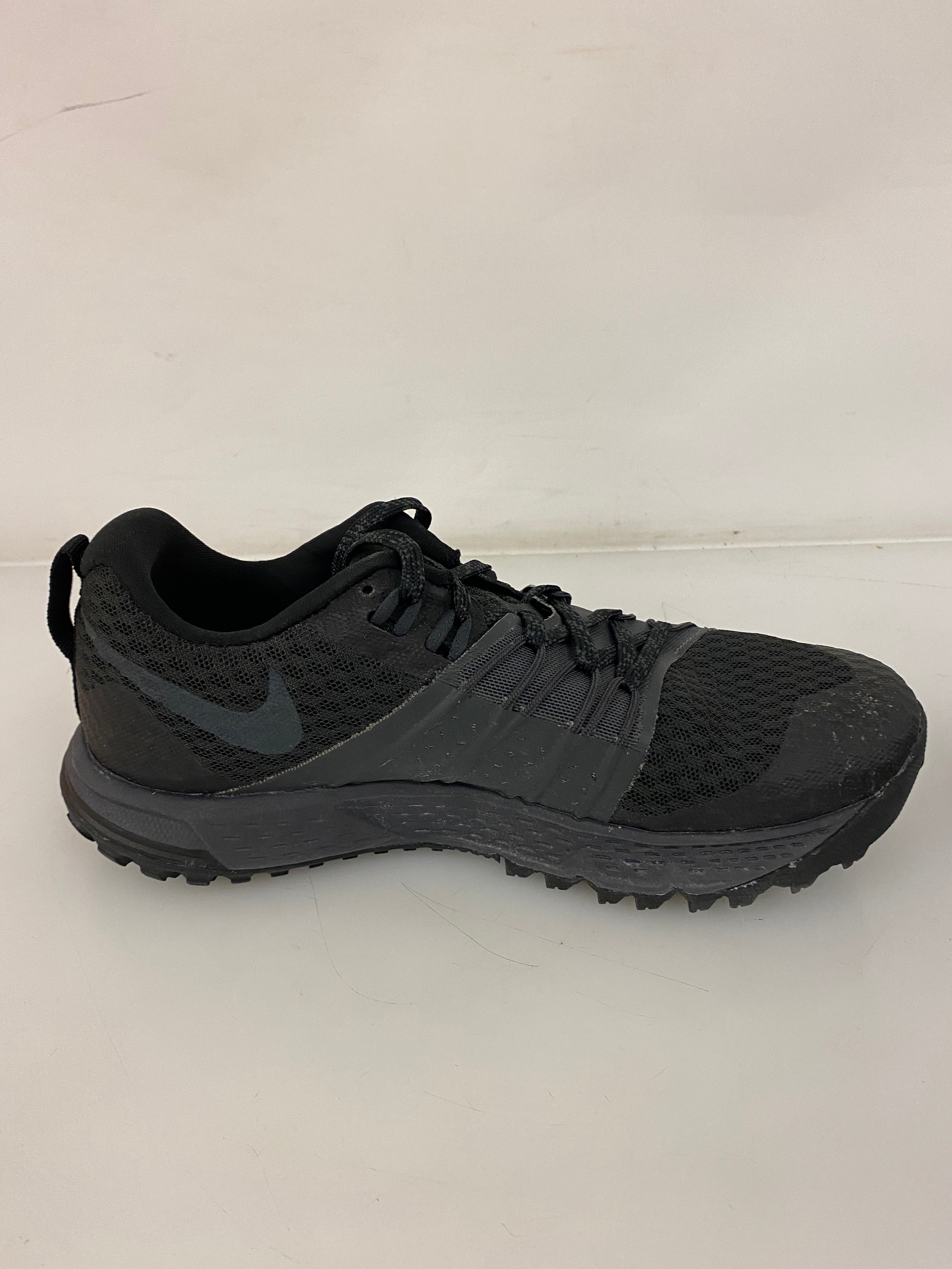 Women's Nike Air Zoom Wildhorse 4 Black Running Shoes Size 7.5