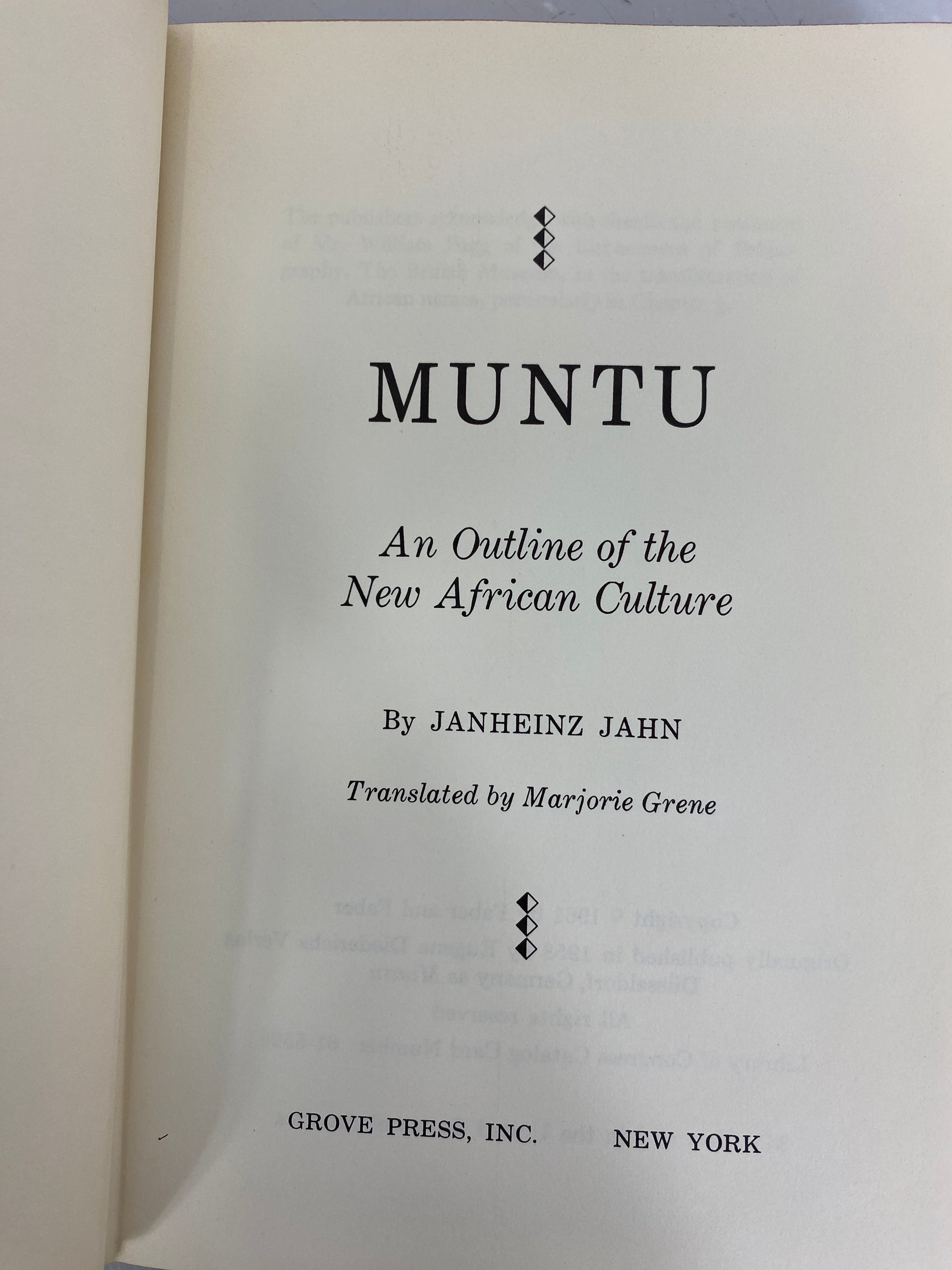 Muntu the New African Culture by Janheinz Jahn 1961 HC DJ