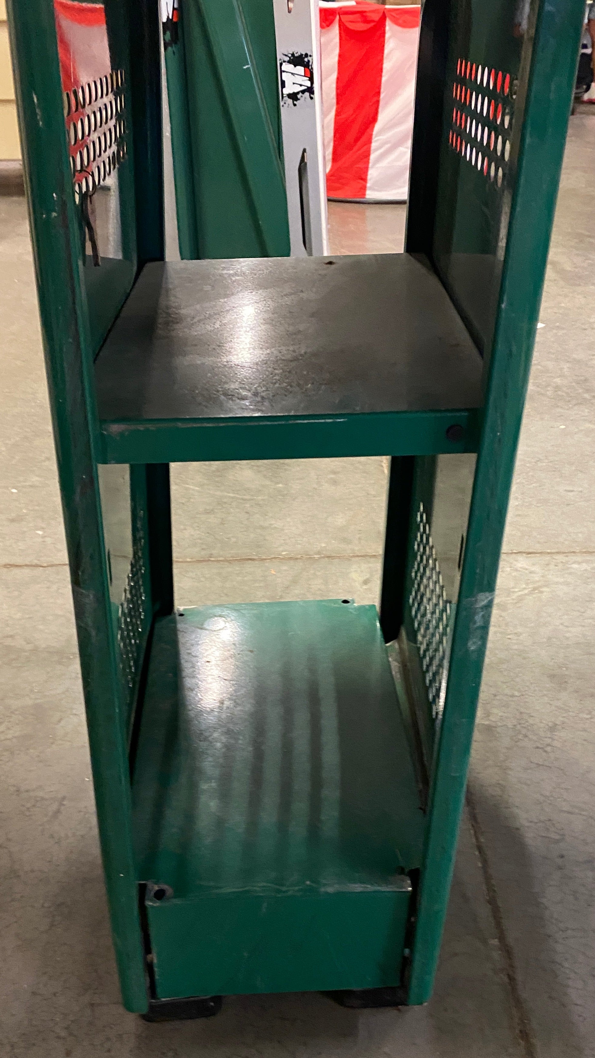 IA Medic XL #MT1000 Folding Rolling Table #2