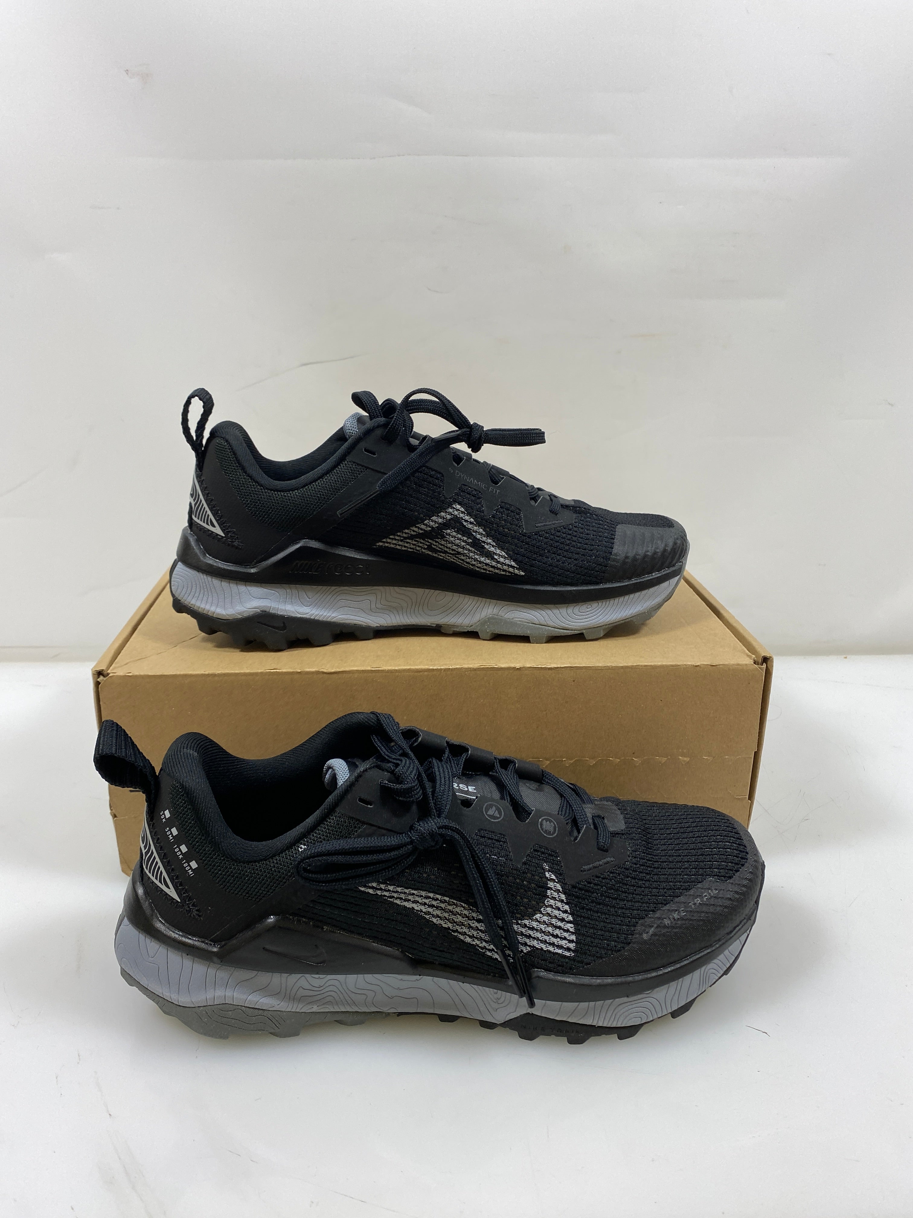 Women's Nike Wildhorse 8 Shoes Size 6