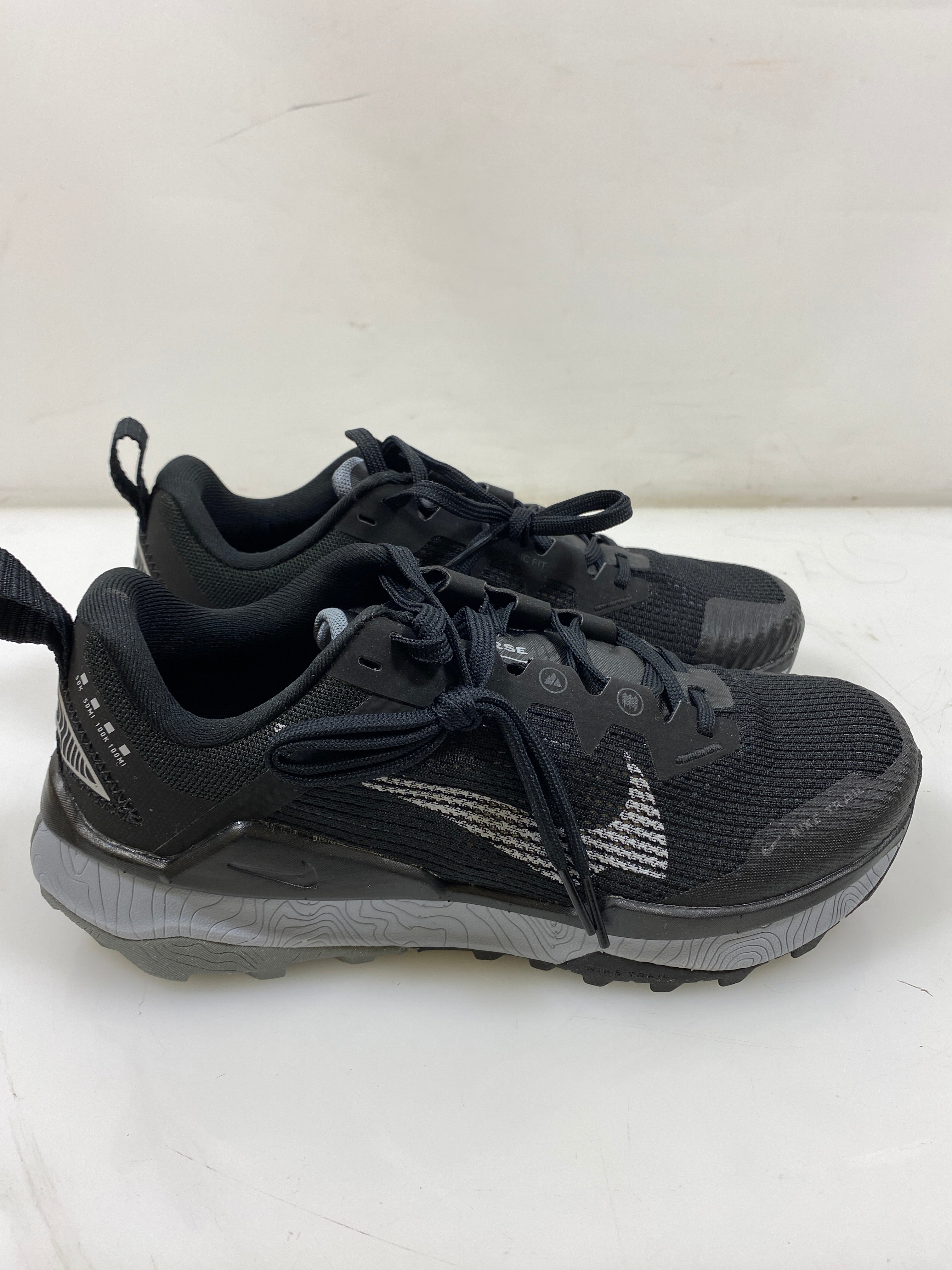 Women's Nike Wildhorse 8 Shoes Size 6