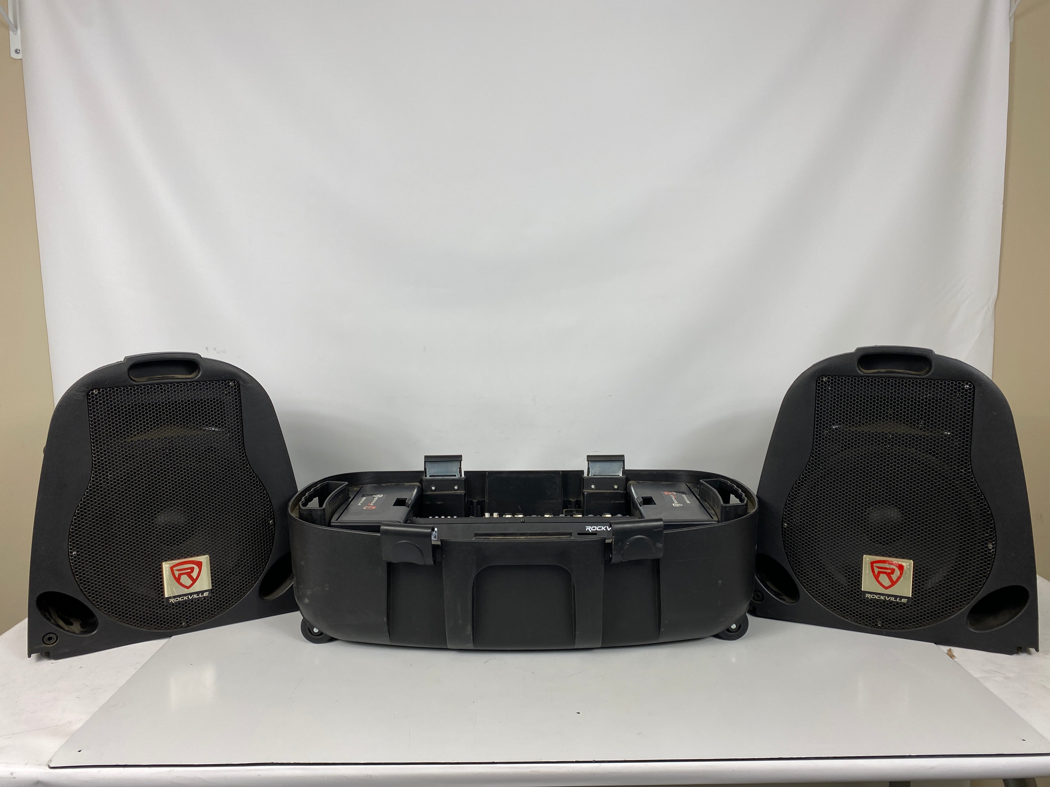 Rockville GB1 Portable Powered PA System DJ Package