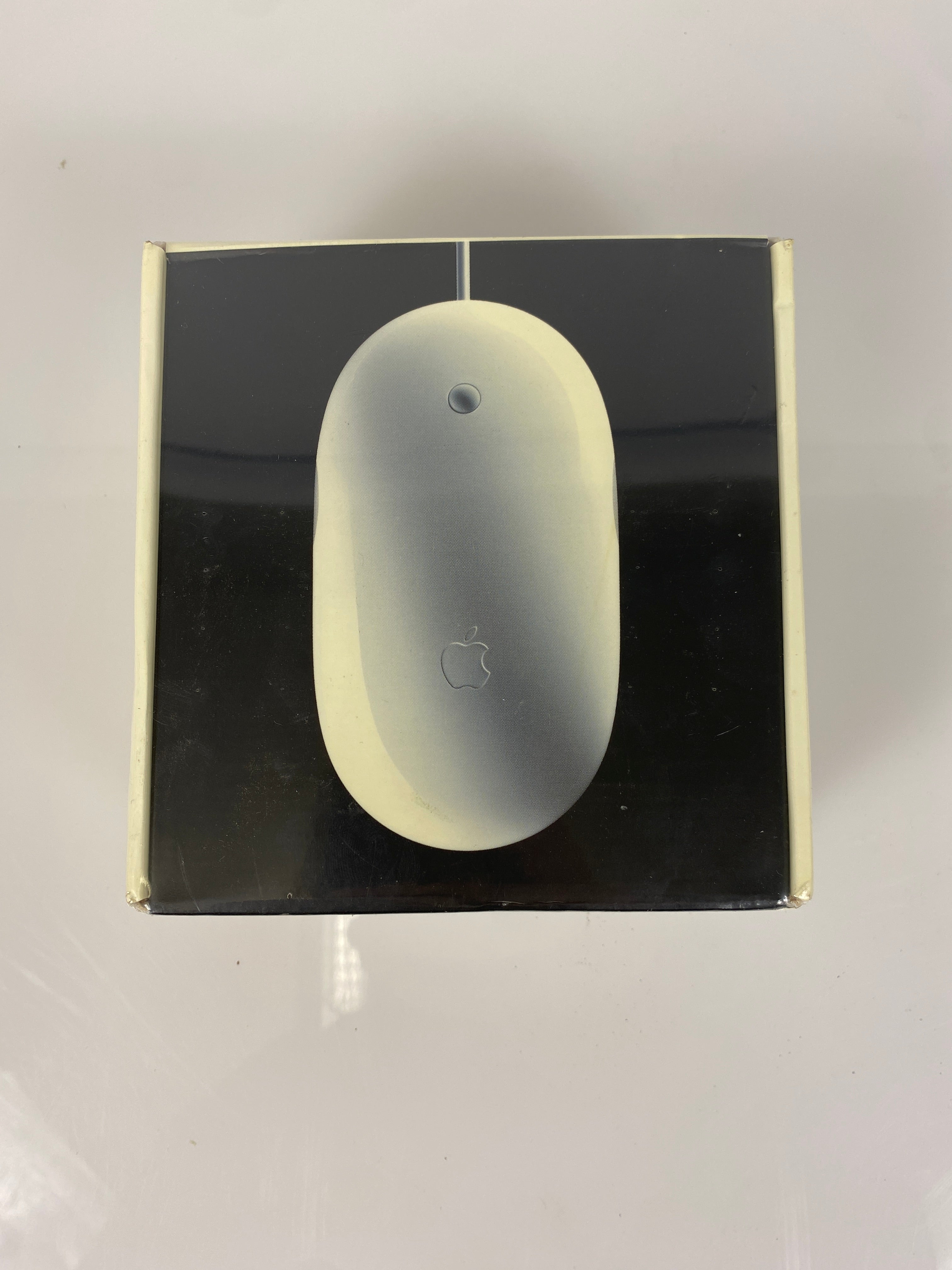 Apple A1152 MA086LL/A Wired Mighty Mouse  *New*