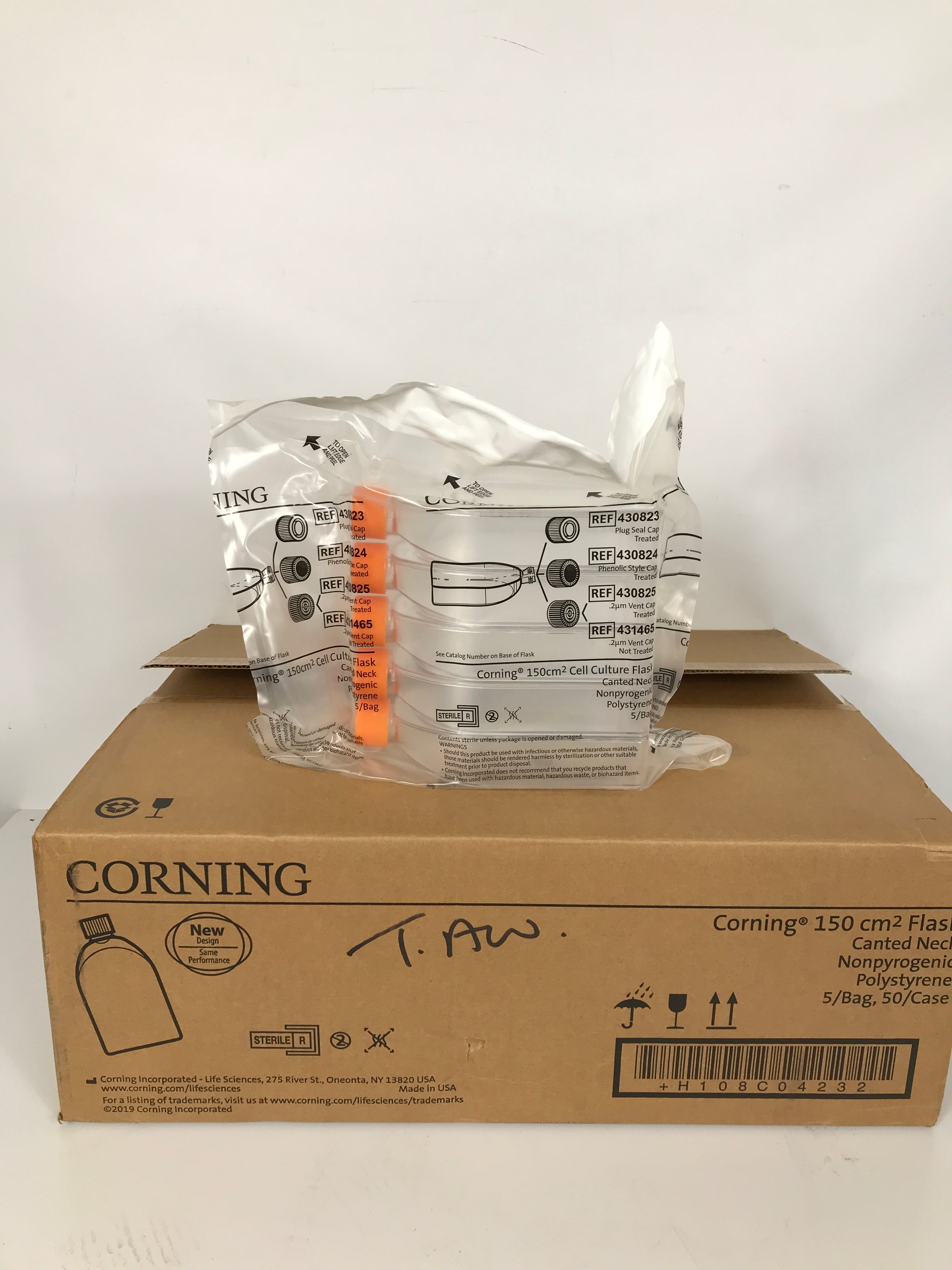 Case of 50 New Corning Cell Culture Treated Flasks 150cm 430823