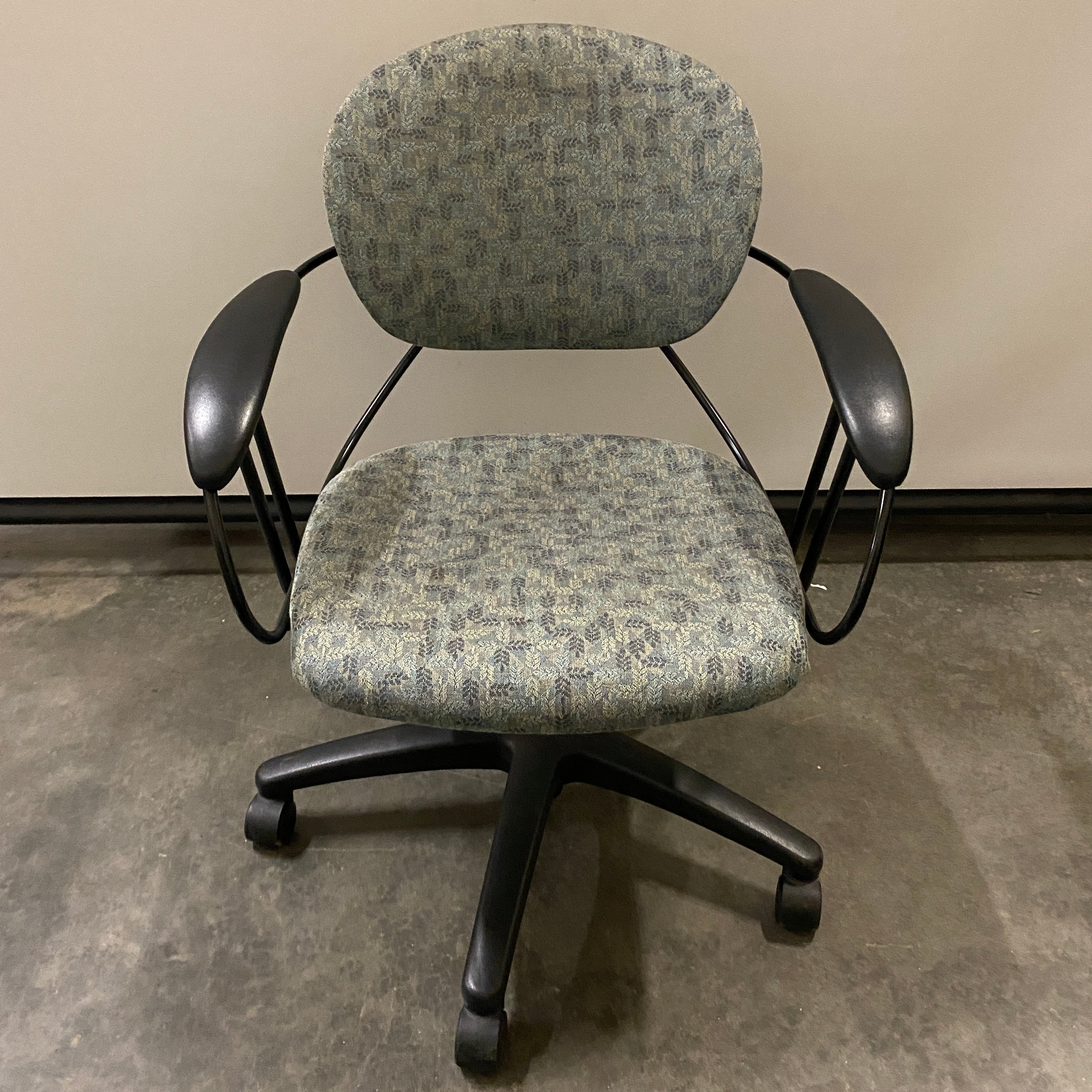 Steelcase Green Patterned Upholstered Wire Frame Office Chair