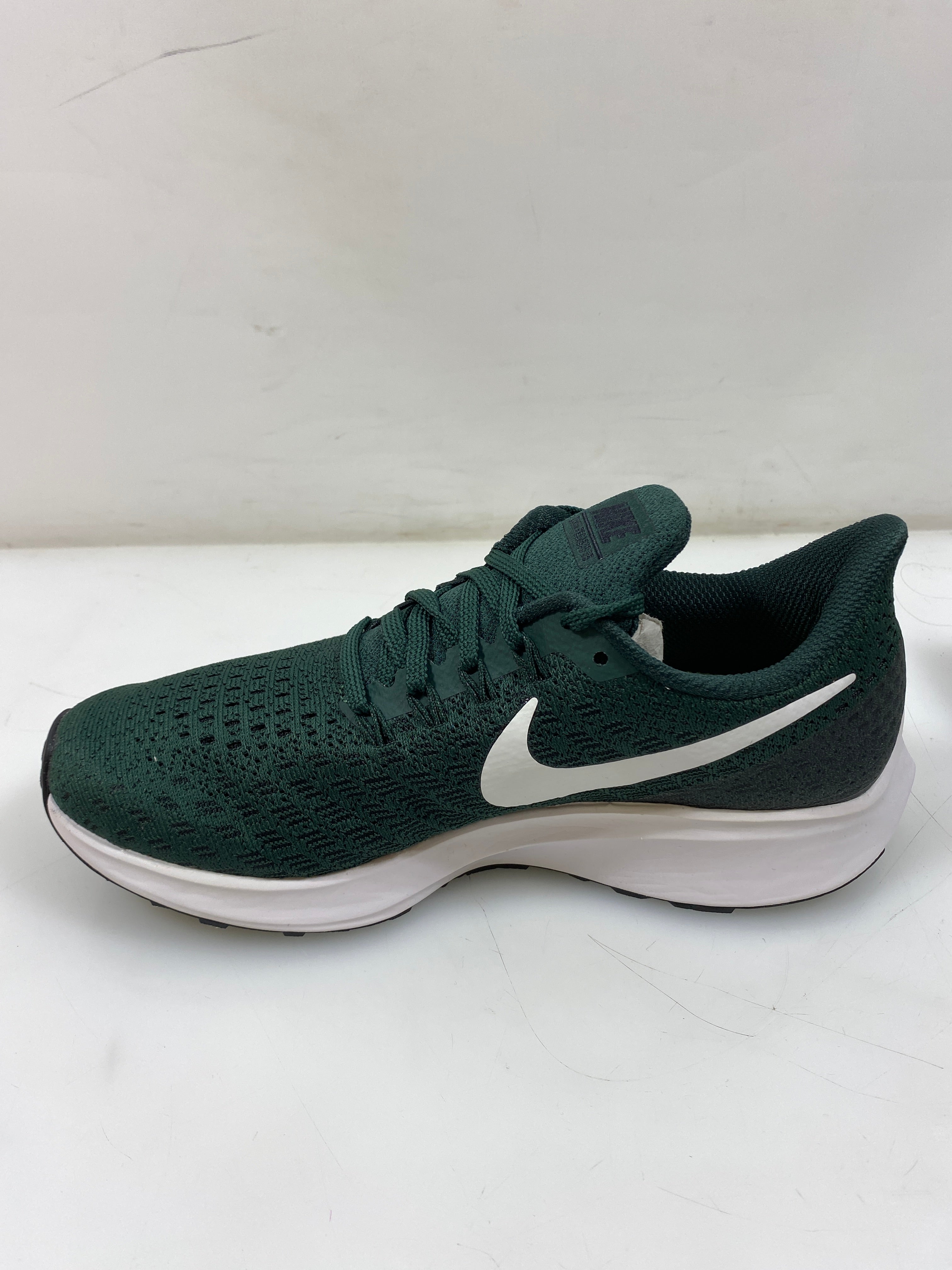 Nike Green Air Zoom Pegasus 35 TB Running Shoes Women's Size 6