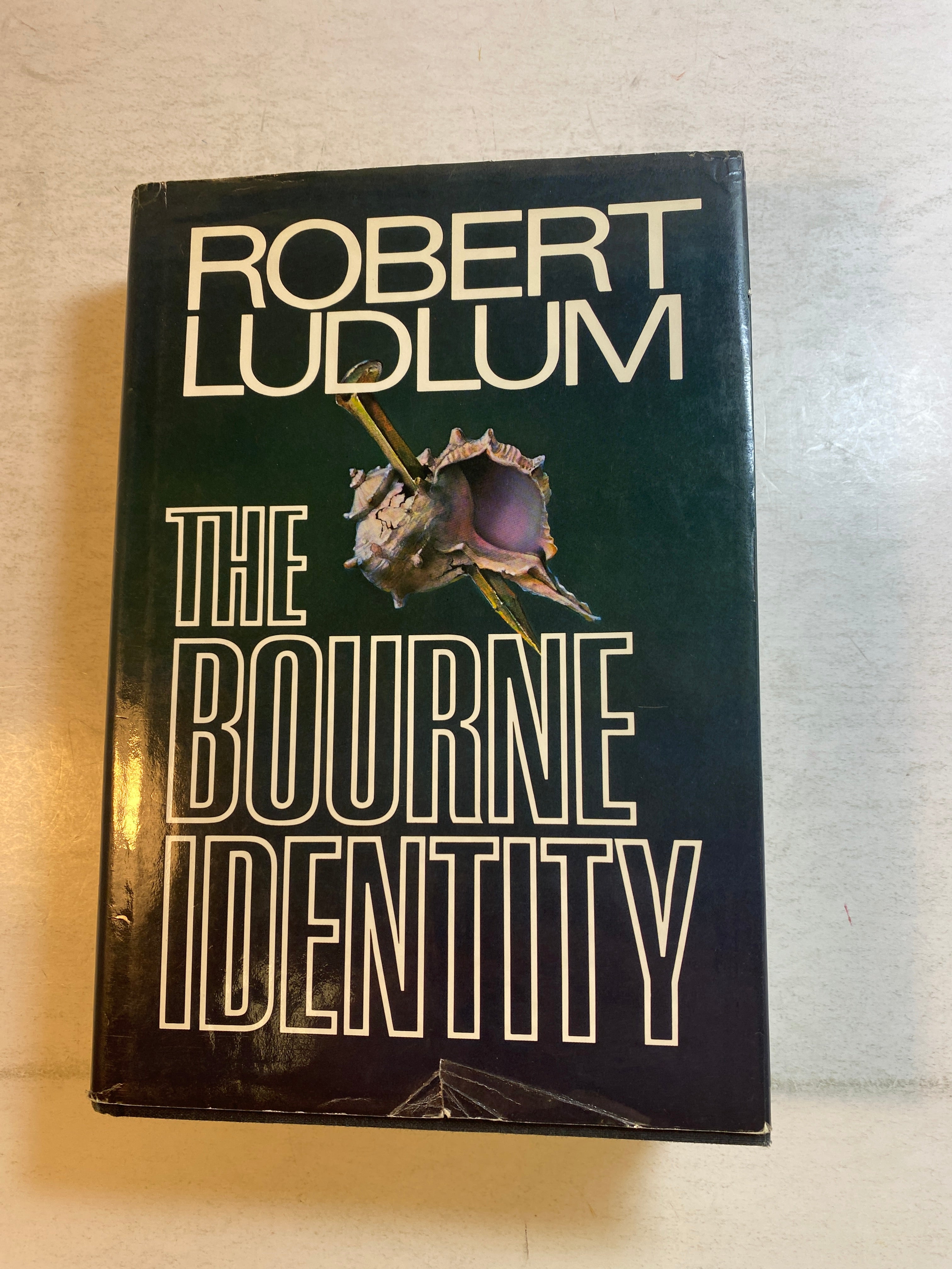 Bourne Identity Robert Ludlow HCDJ 1980