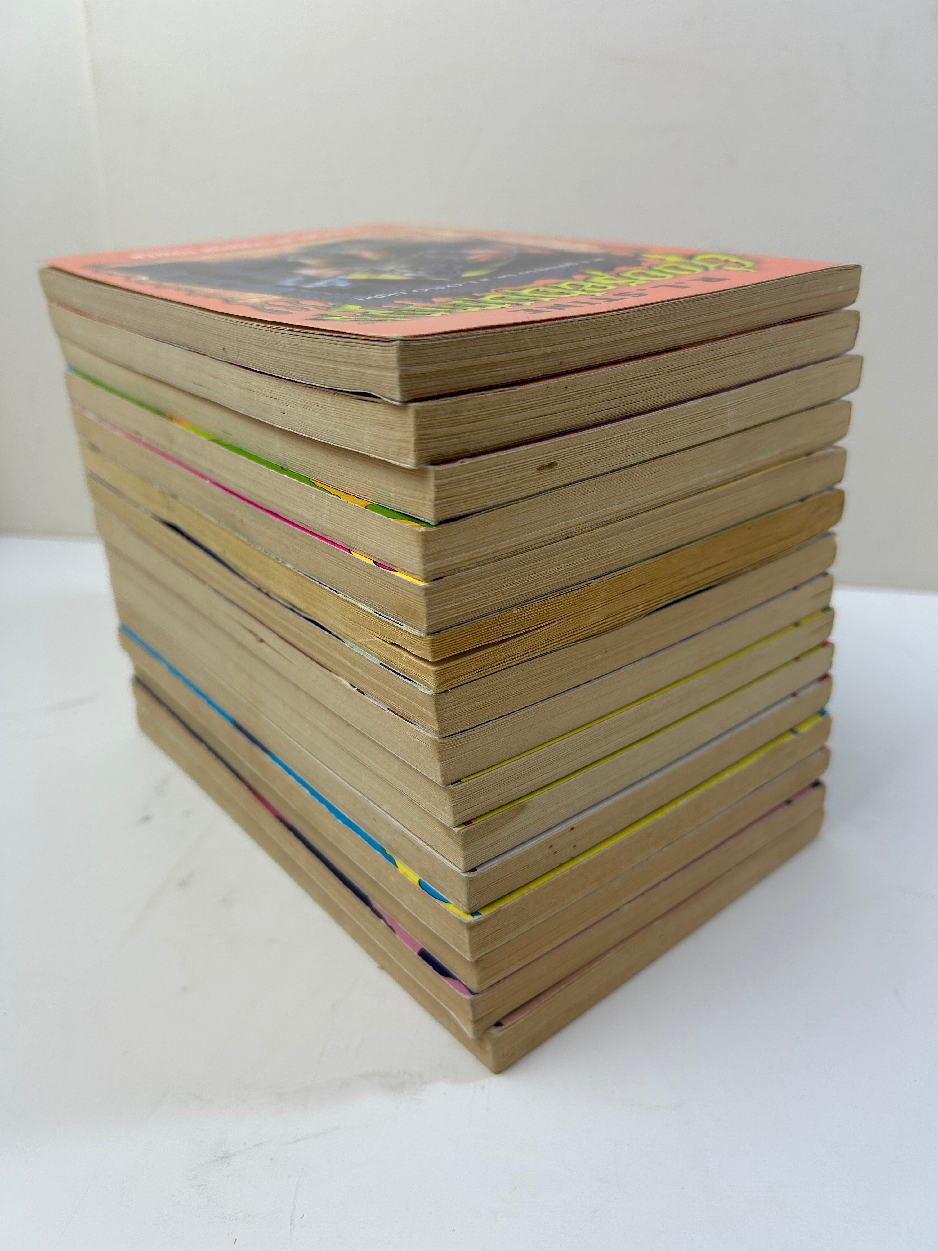 Lot of 15 Goosebumps RL Stine paperbacks 1994-1997