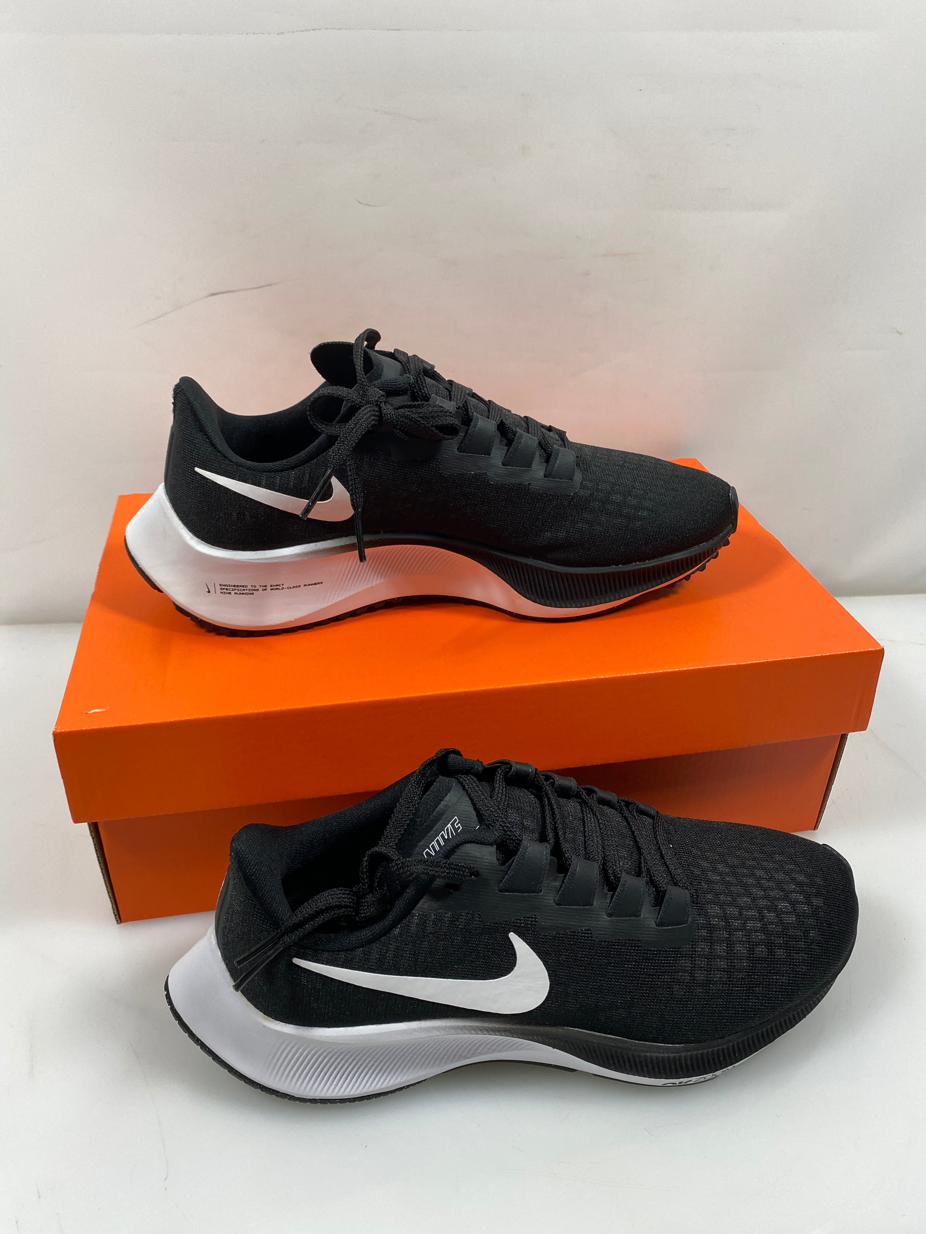Women's Nike Air Zoom Pegasus 37 Black Running Shoes Size 6.5