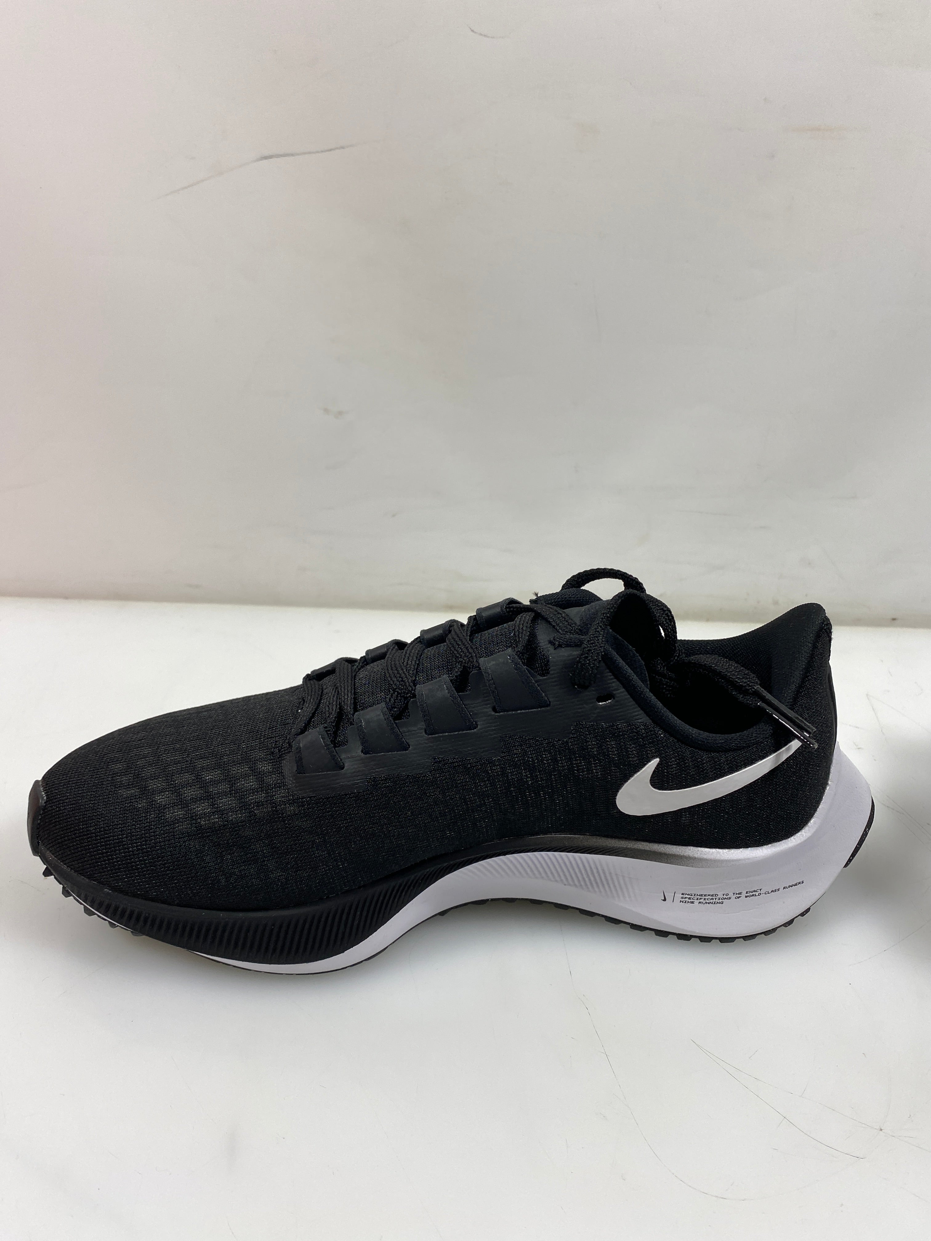 Women's Nike Air Zoom Pegasus 37 Black Running Shoes Size 6.5