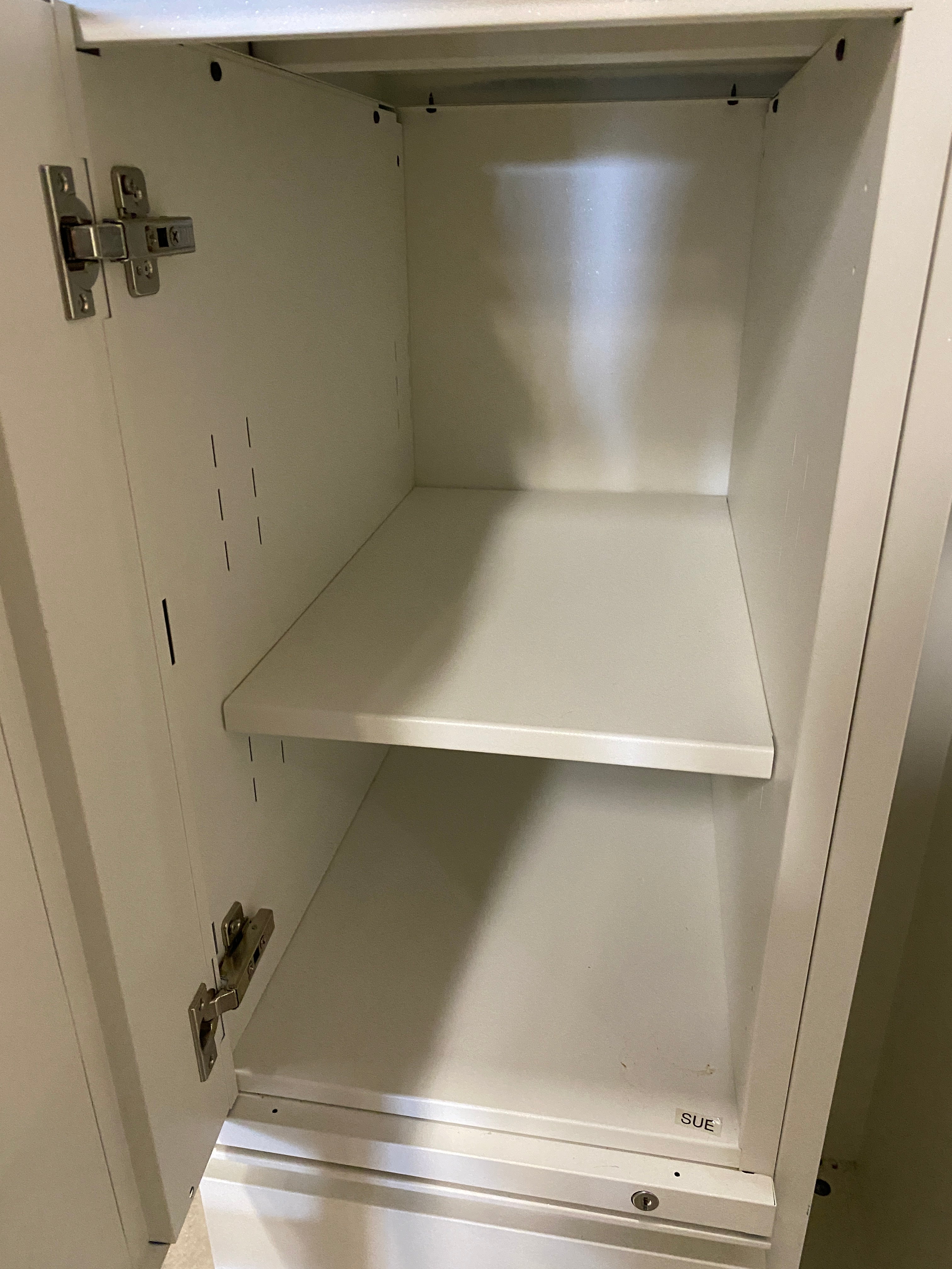 White Right Opening Cabinet w/ 3 Drawers and 2 Shelves
