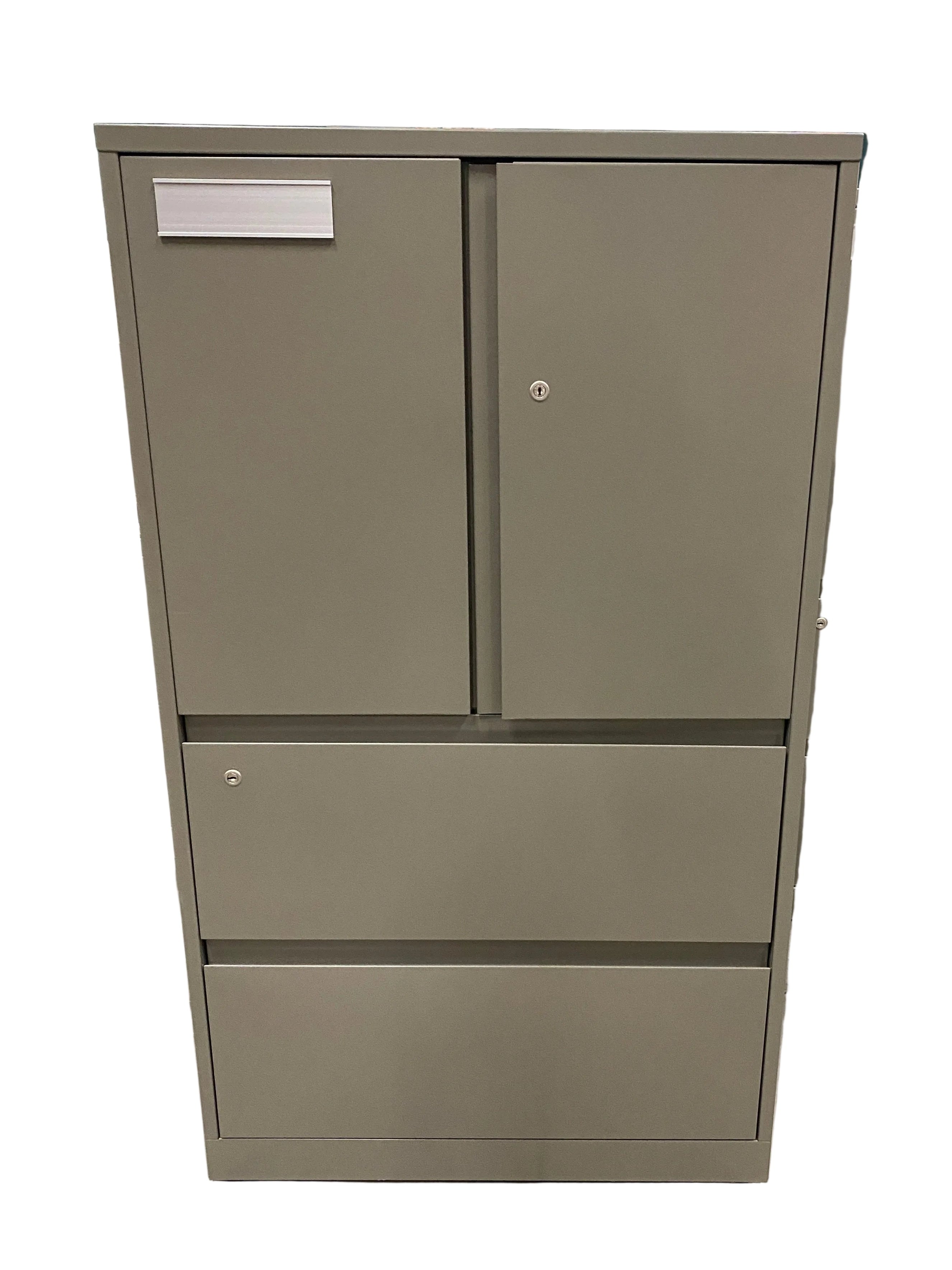 Steelcase #RCC24304AF Metal Cabinet & Drawers