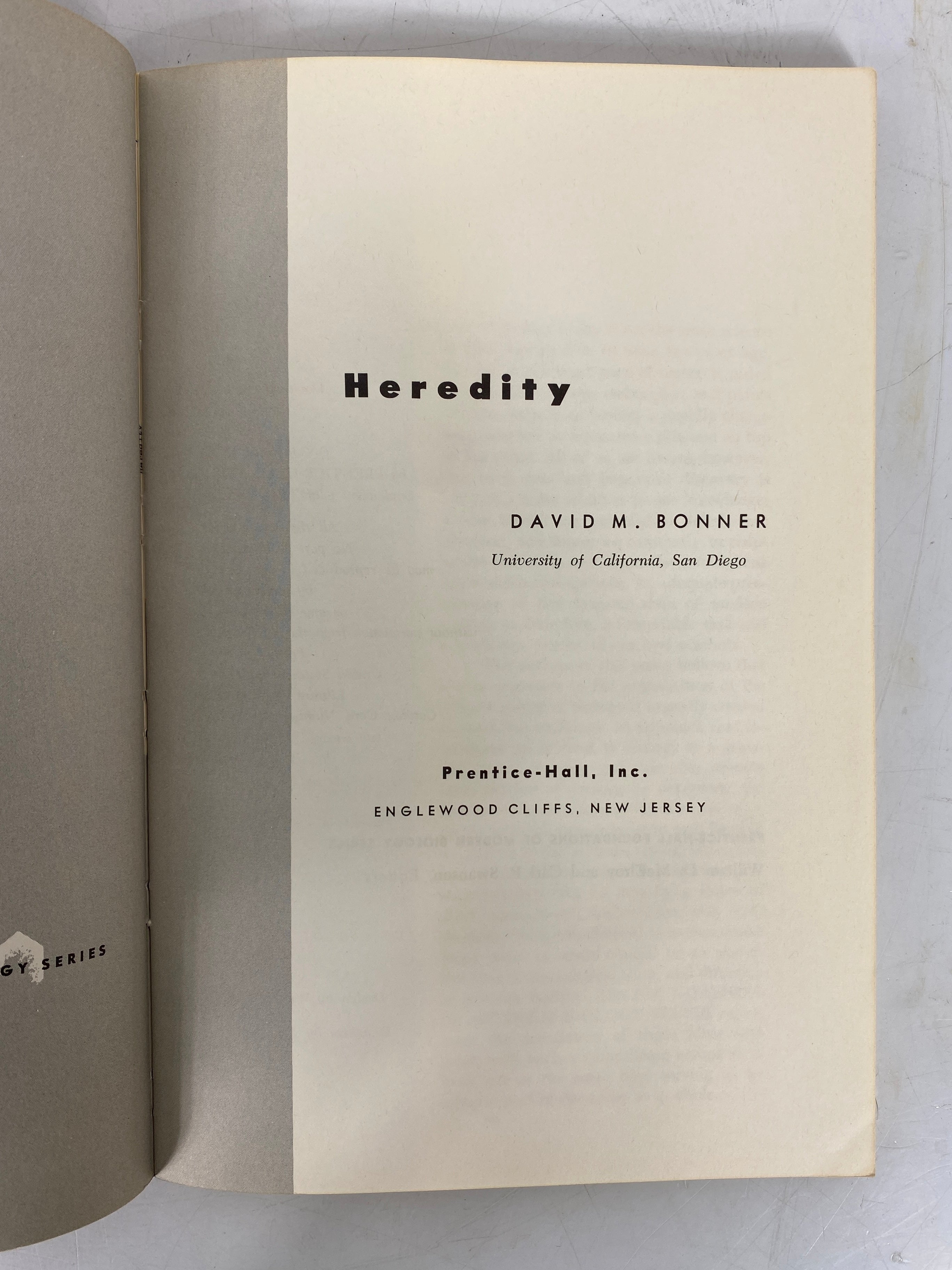 2 Vols: Genetics Robert King/Heredity David Bonner 1962-62 Vintage Texts