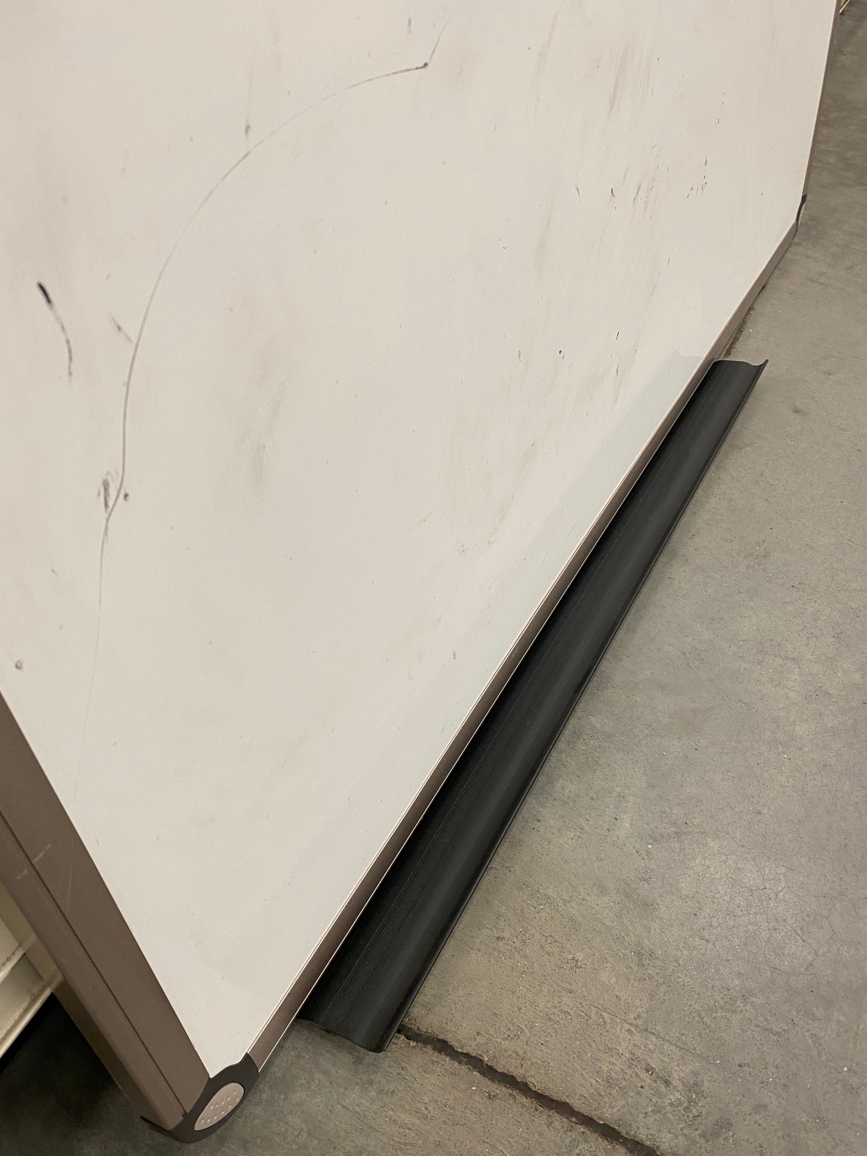 Quartet Rounded Corner Framed Whiteboard w/ Ledge