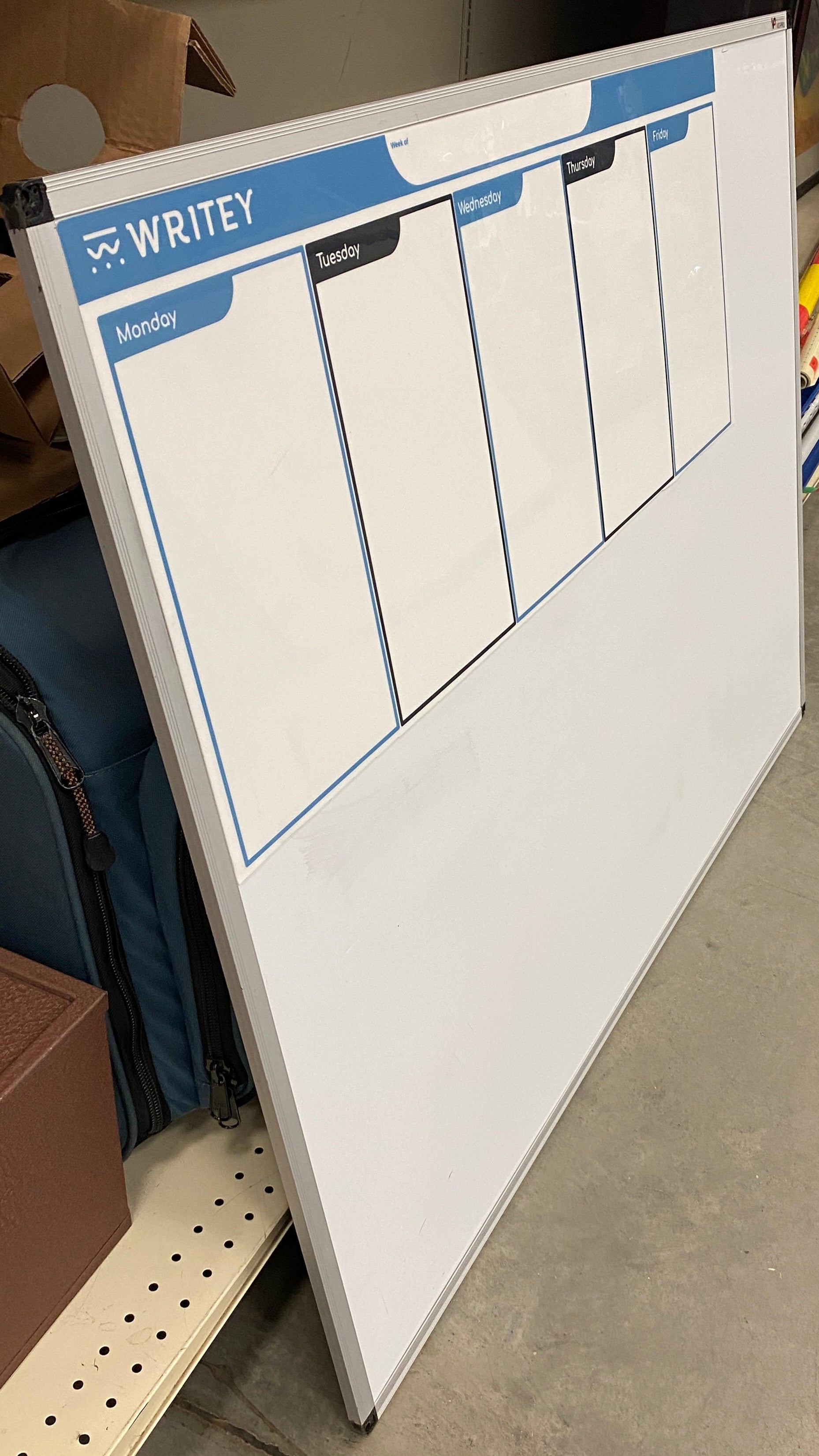 Viz Pro Whiteboard w/ Calendar