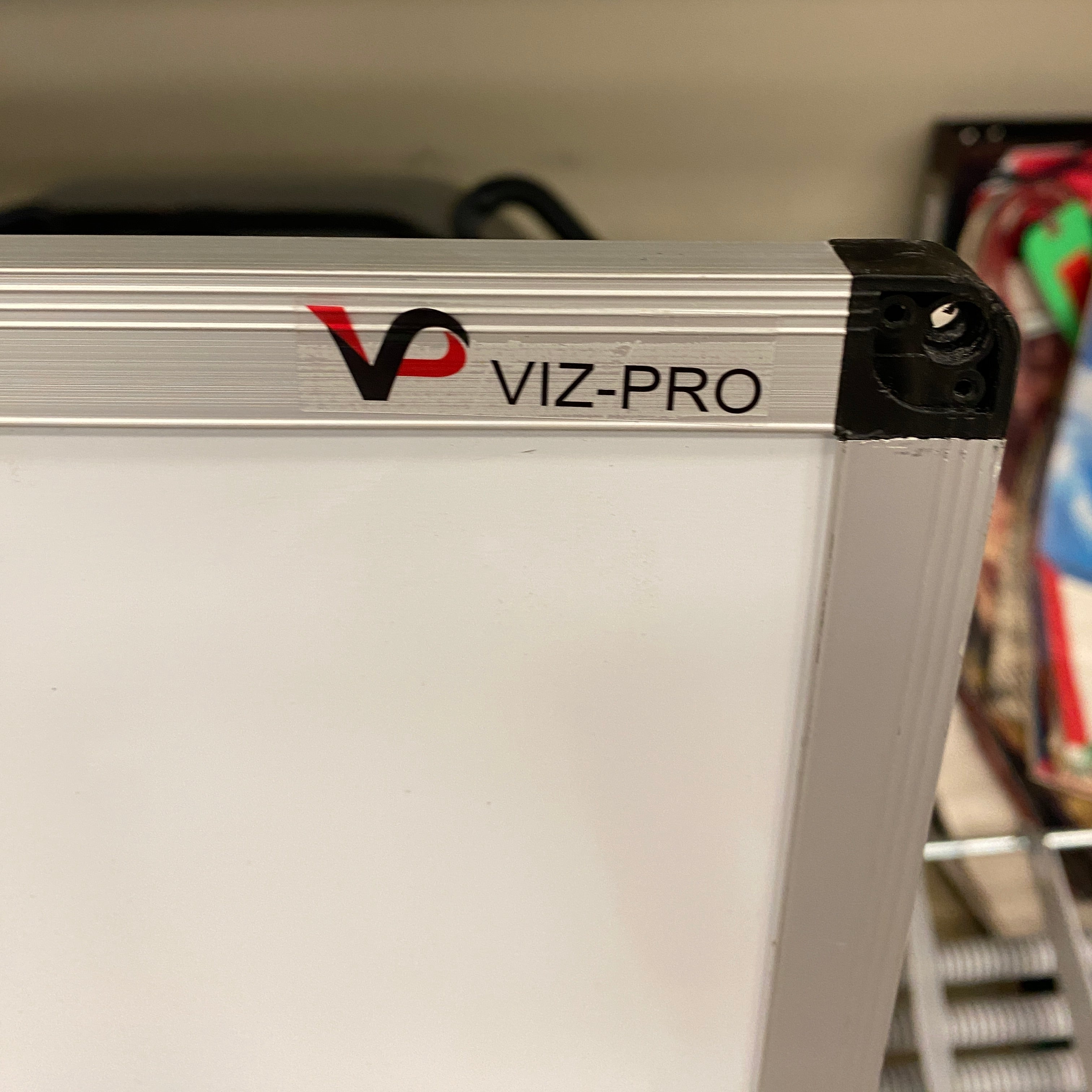 Viz Pro Whiteboard w/ Calendar