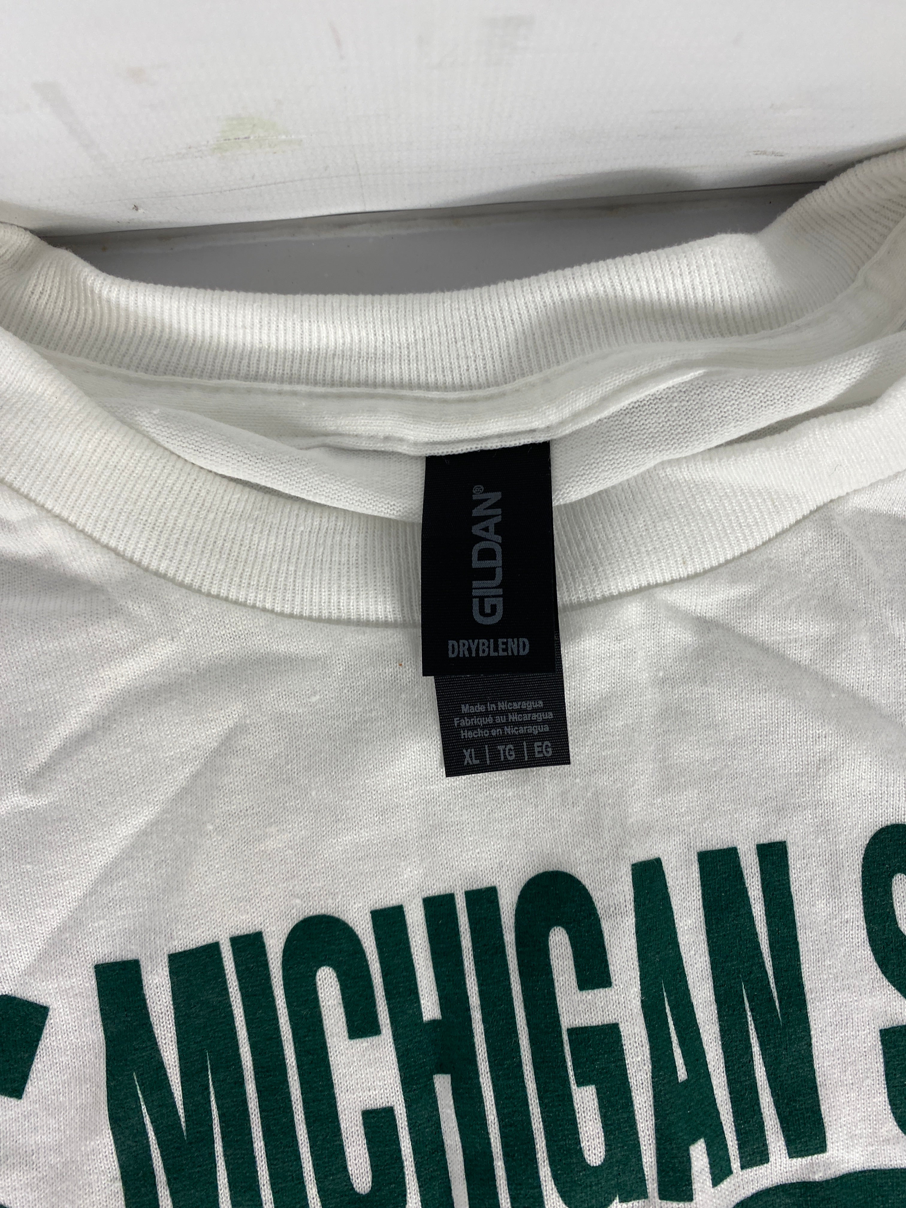 White Spartan Volleyball Short Sleeve T-Shirt Unisex Size XL