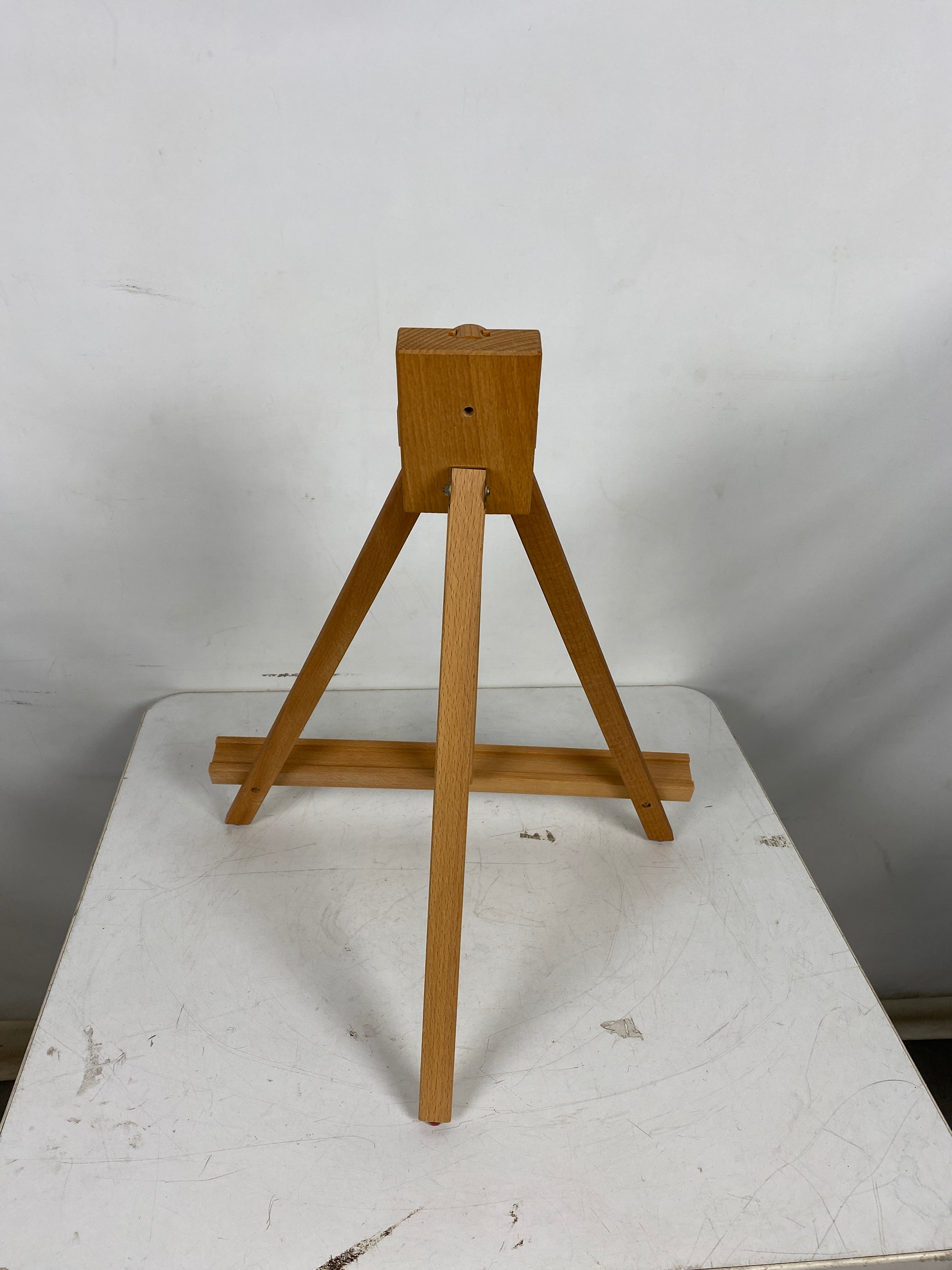 Master's Touch Beechwood Easel