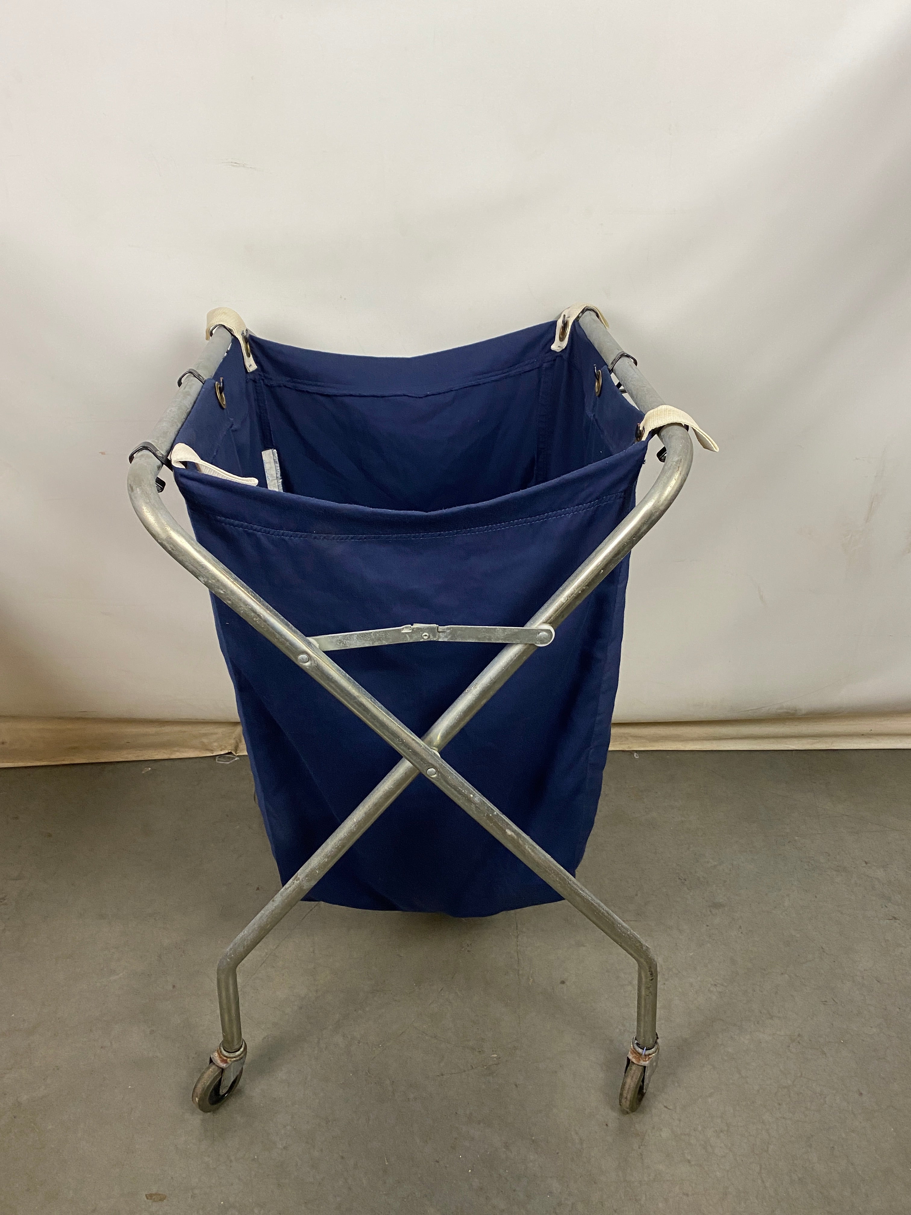 American Hotel Register Portable Folding Linen Cart