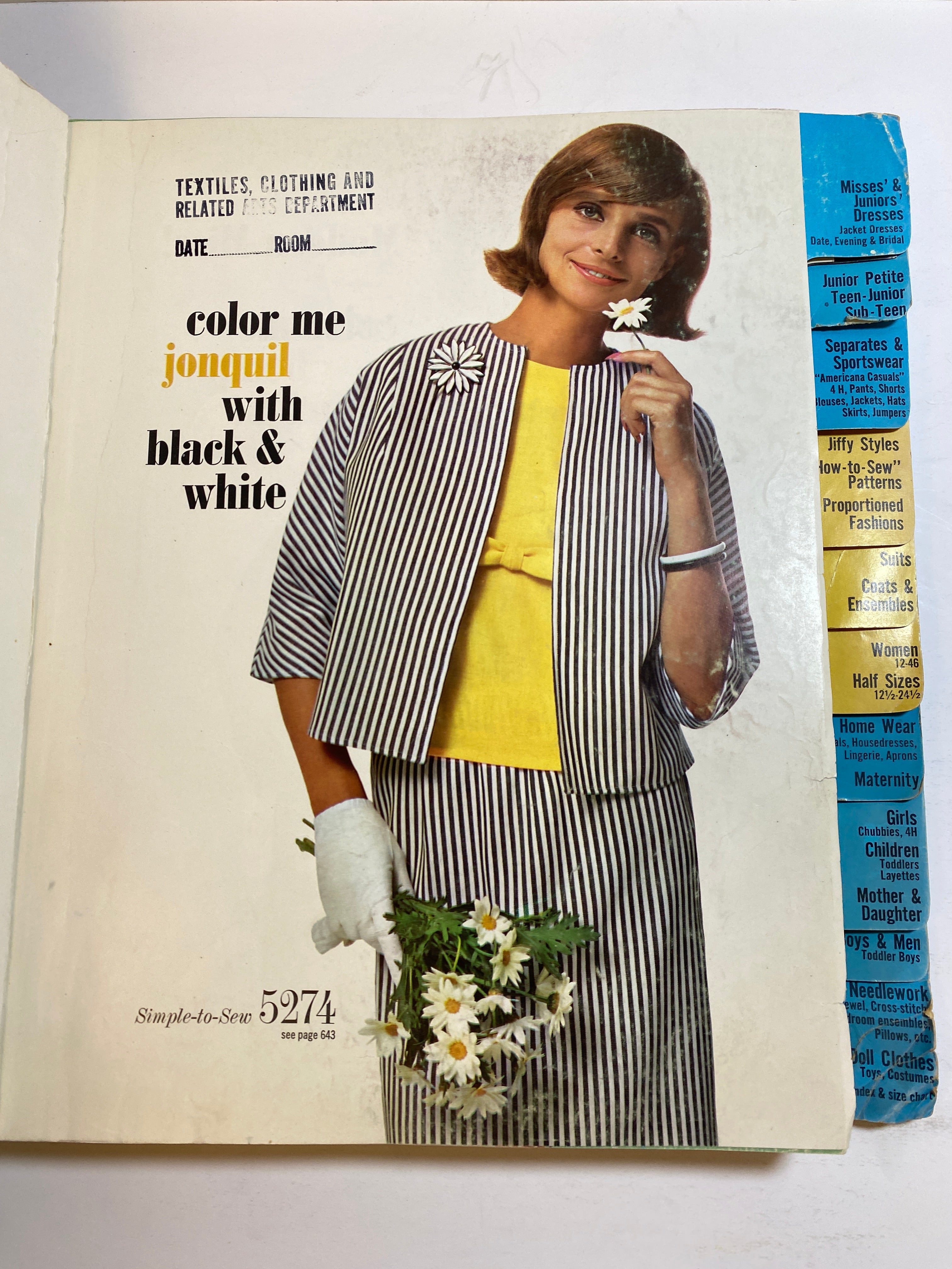 Simplicity February 1964 Counter Catalog Book