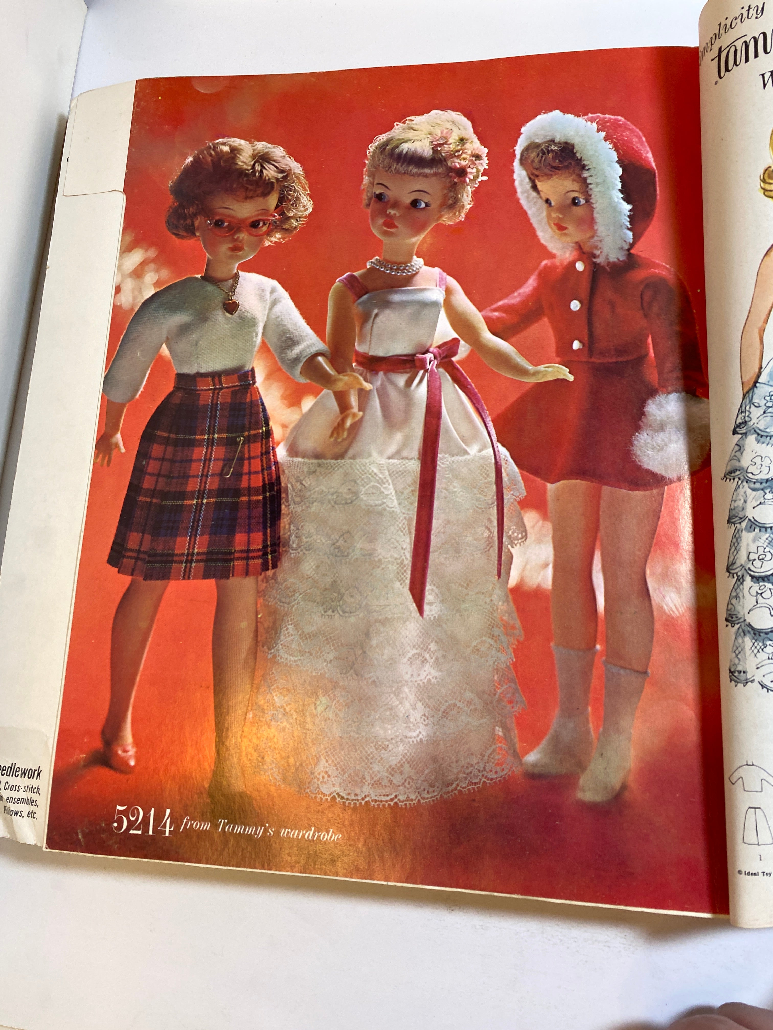 Simplicity February 1964 Counter Catalog Book