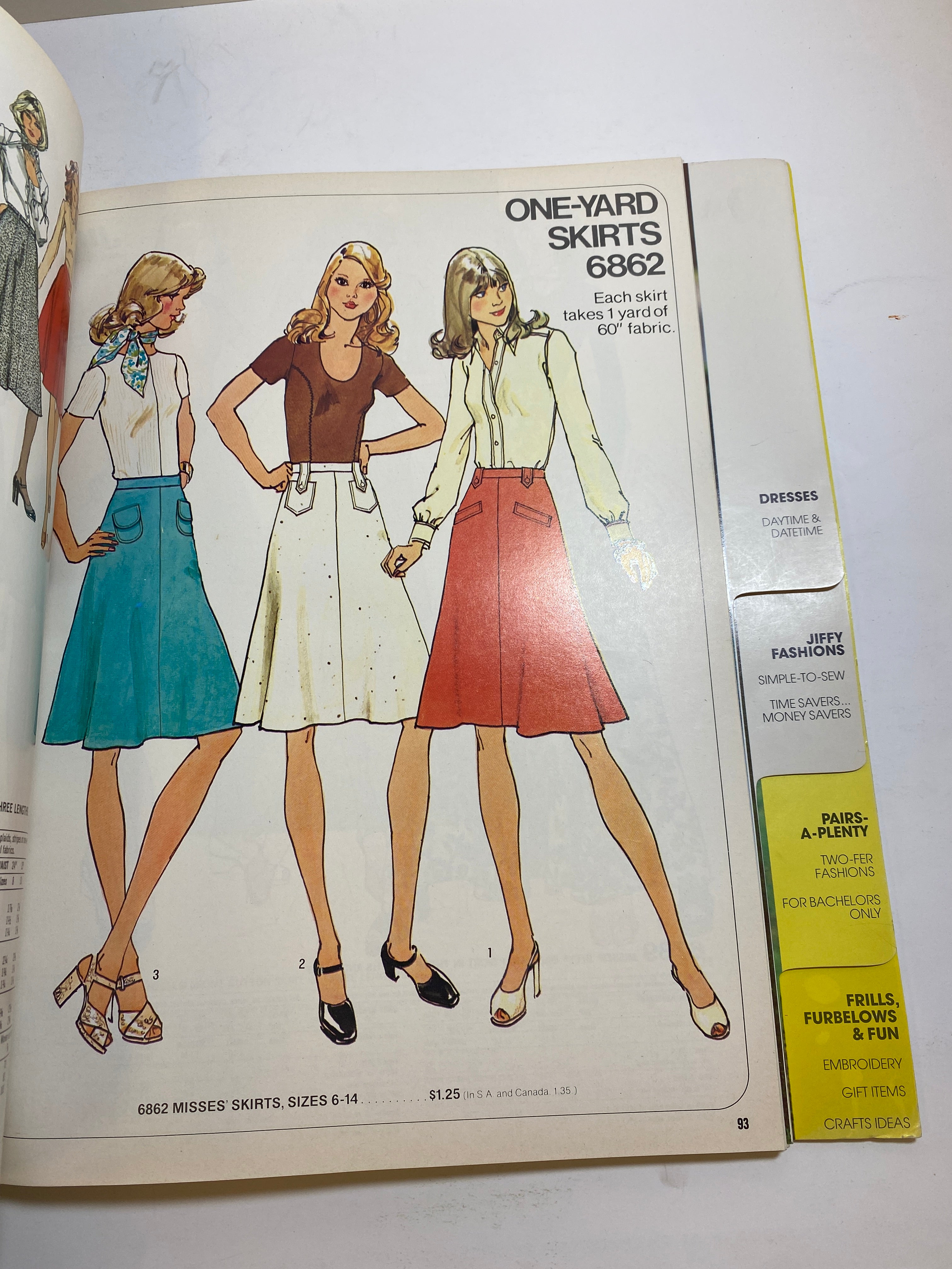 Simplicity 1975 School Counter Catalog Book