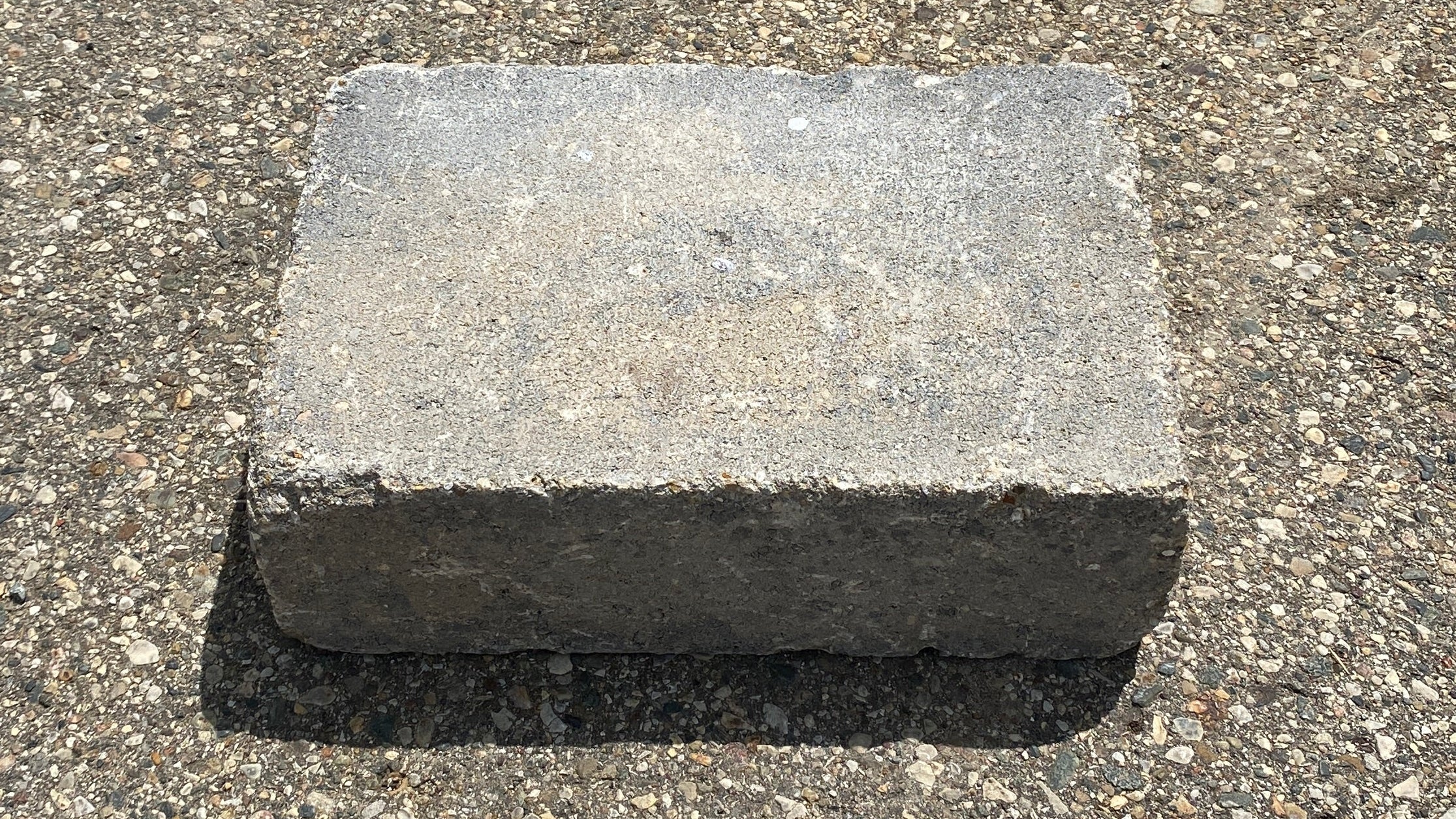Light Grey Barrier Style Landscape Brick