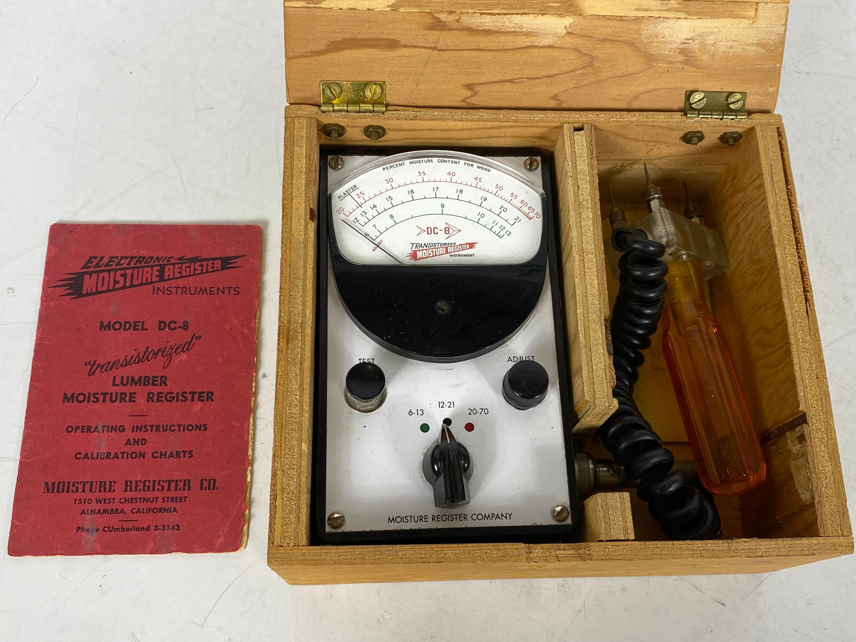 Vintage Moisture Register Company DC-8 Transistorized Moisture Register Instrument