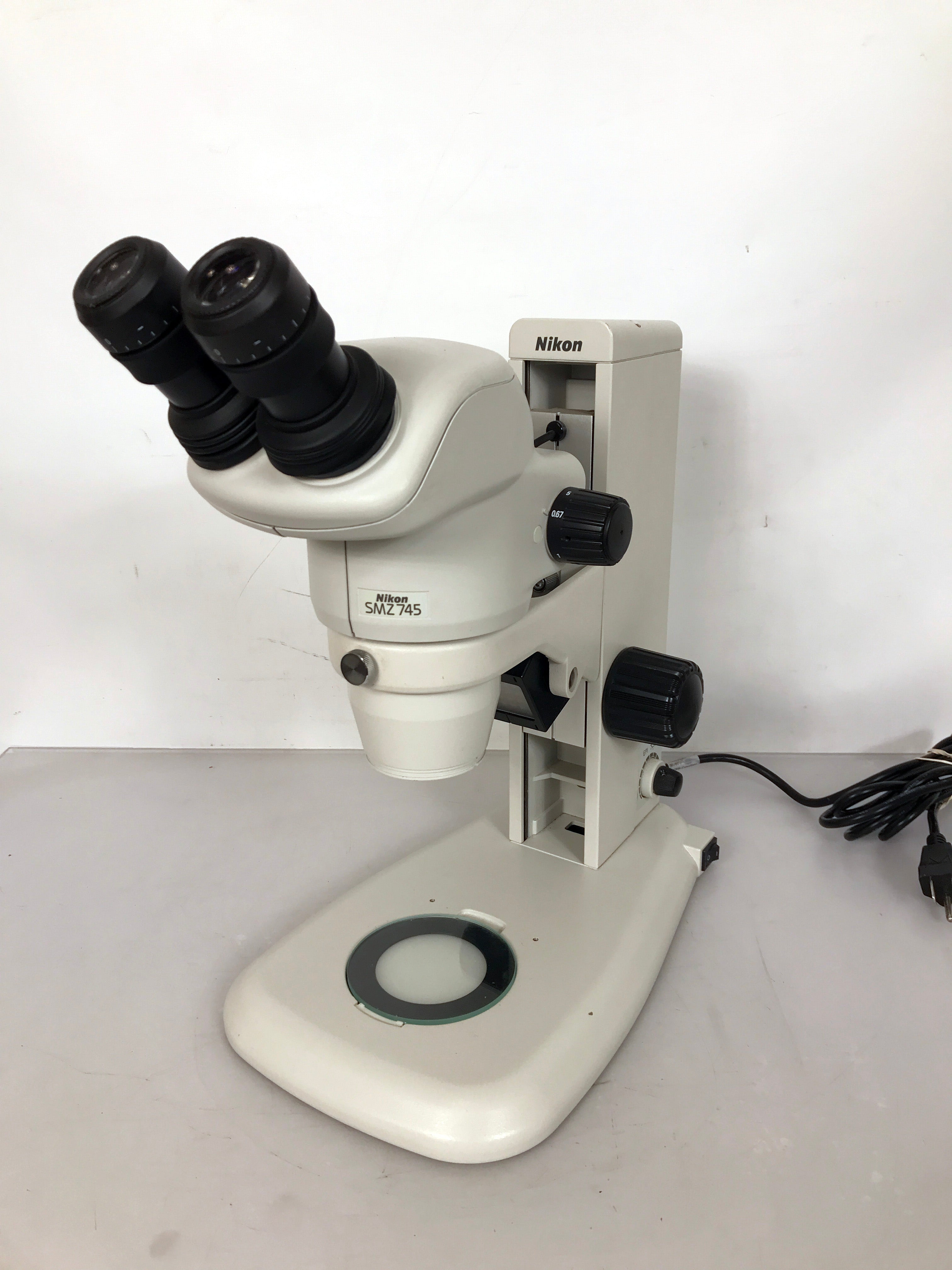Nikon SMZ 745 Stereozoom Microscope with Nikon Illuminated C-LEDS Track Stand #1