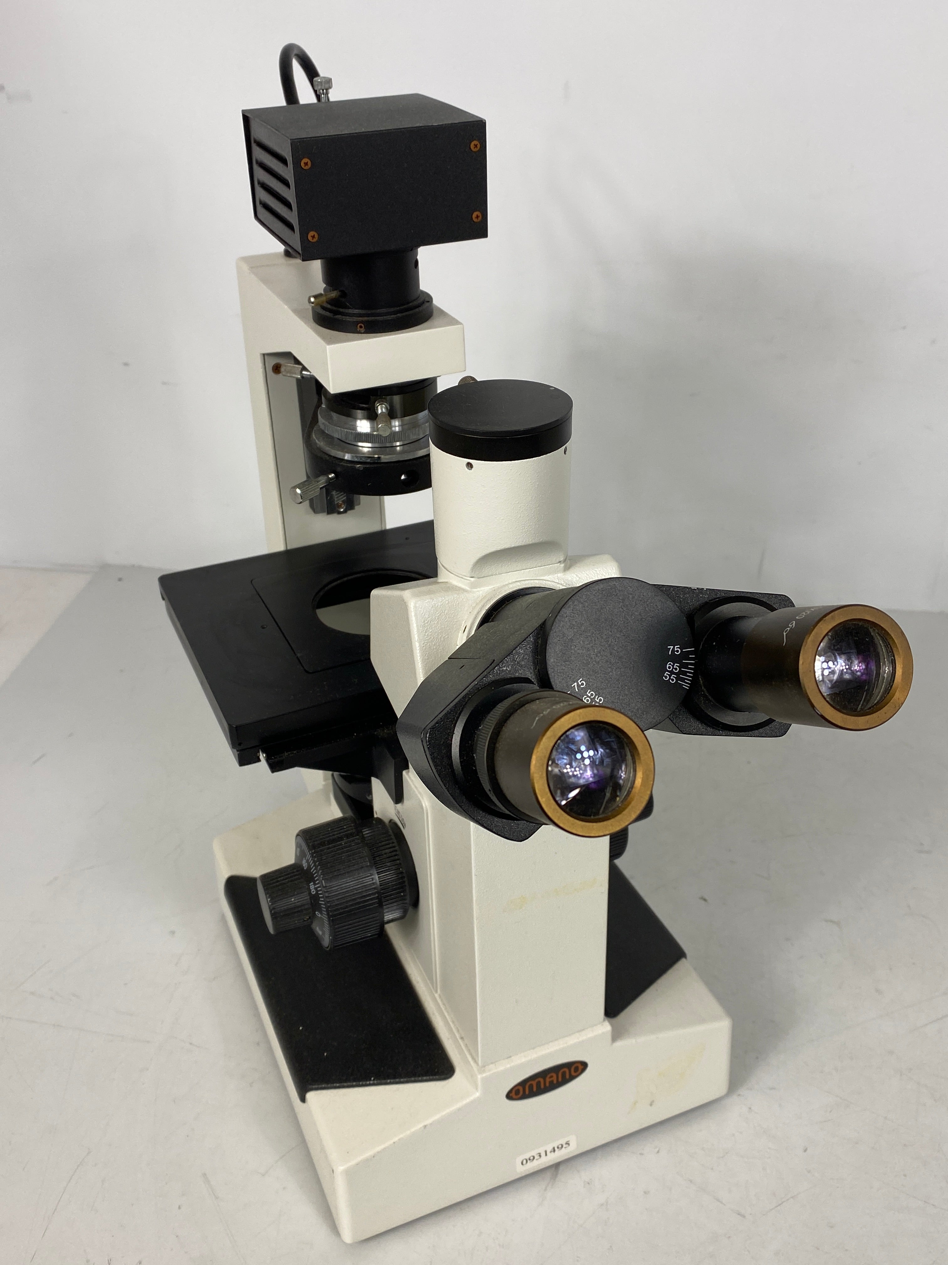 Omano OM900-T Inverted Trinocular Microscope