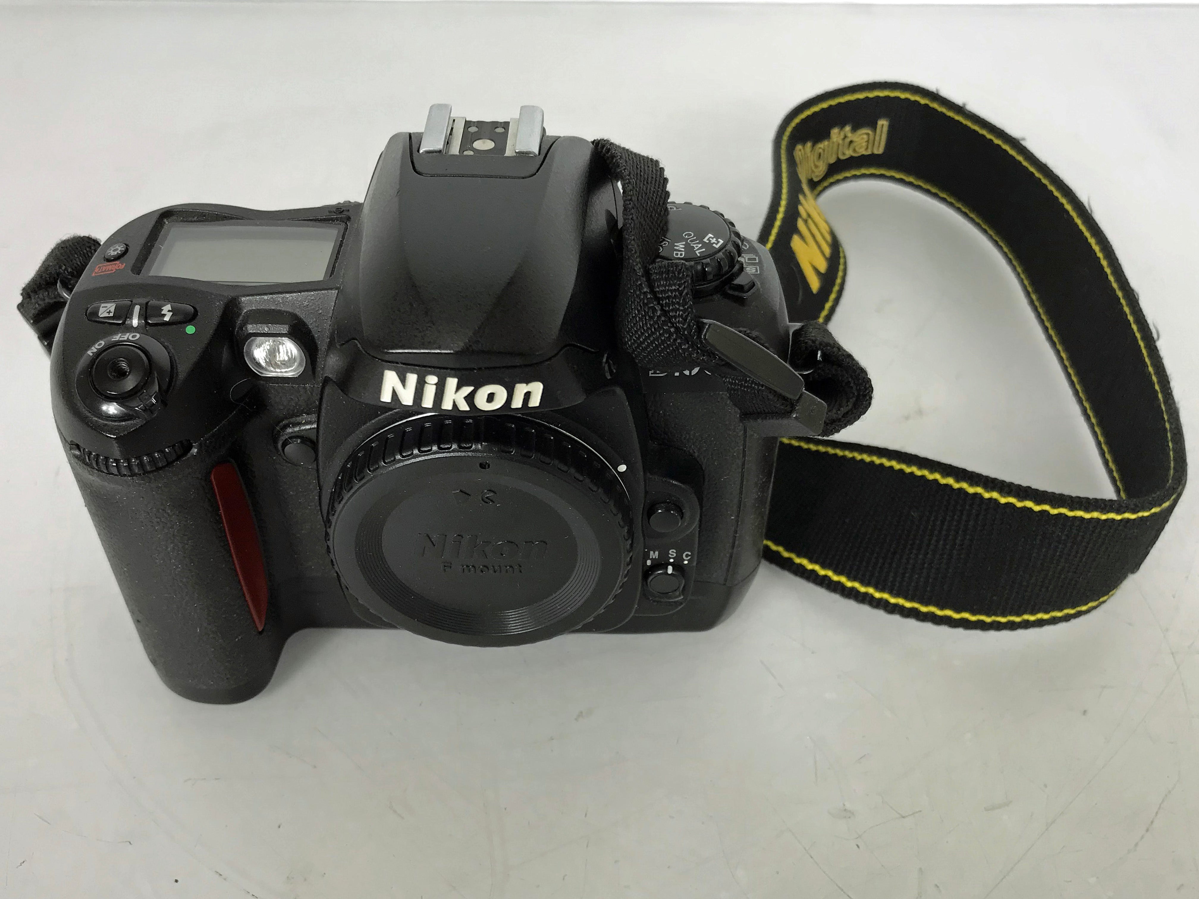 Nikon D100 6.1MP Digital SLR Camera