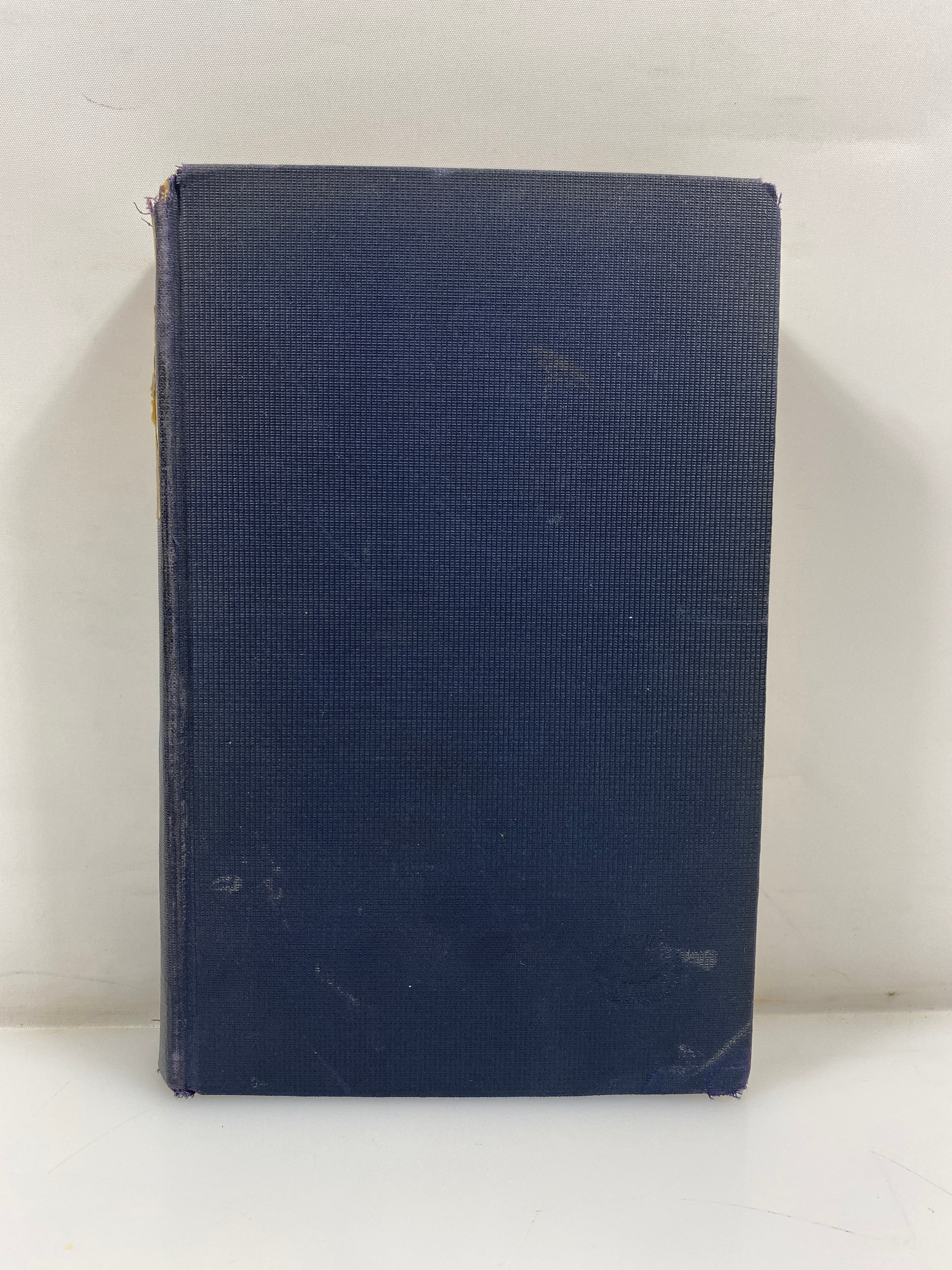 Four Hundred Million Customers by Carl Crow Ex-library 1937 HC