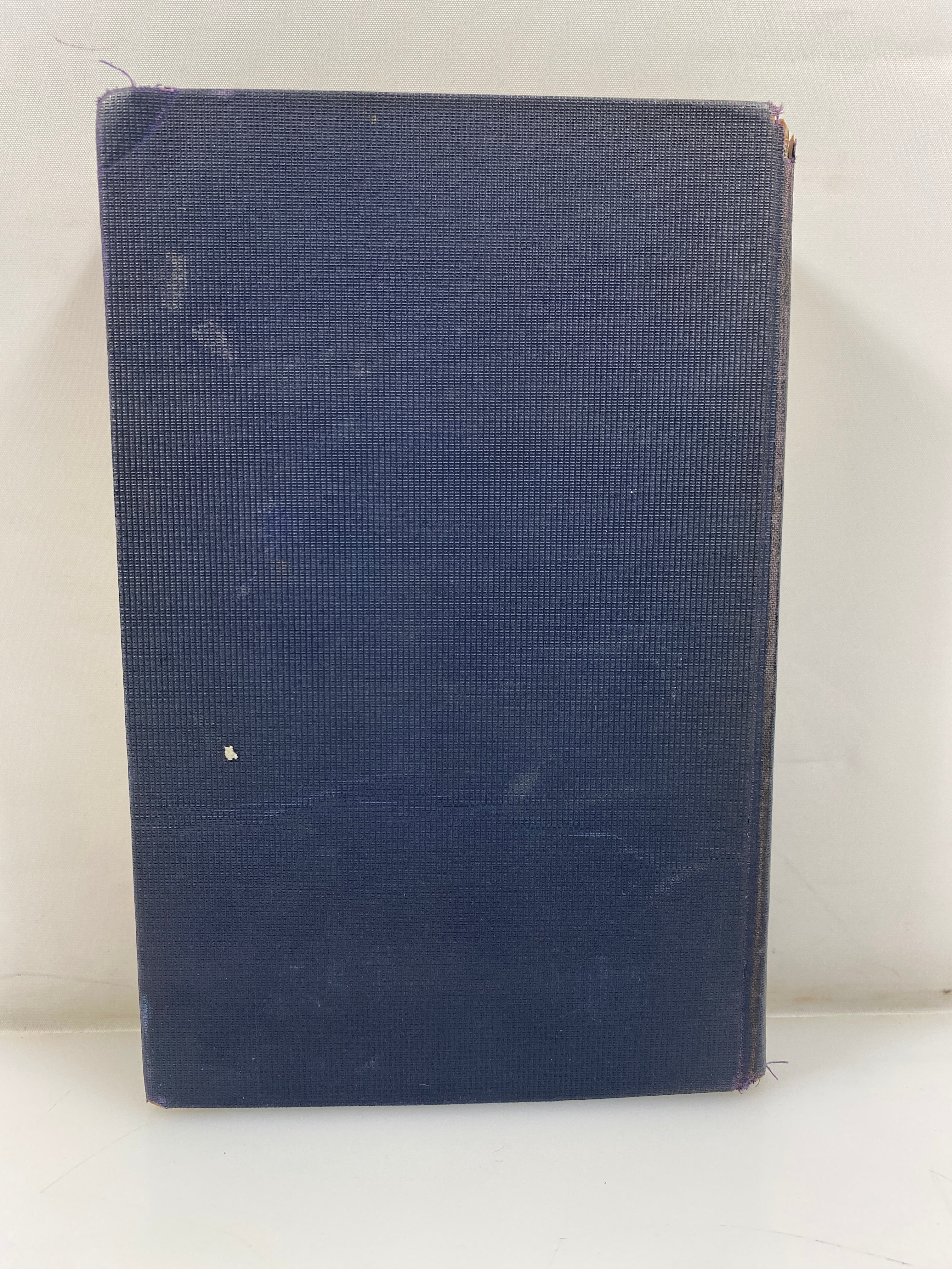 Four Hundred Million Customers by Carl Crow Ex-library 1937 HC
