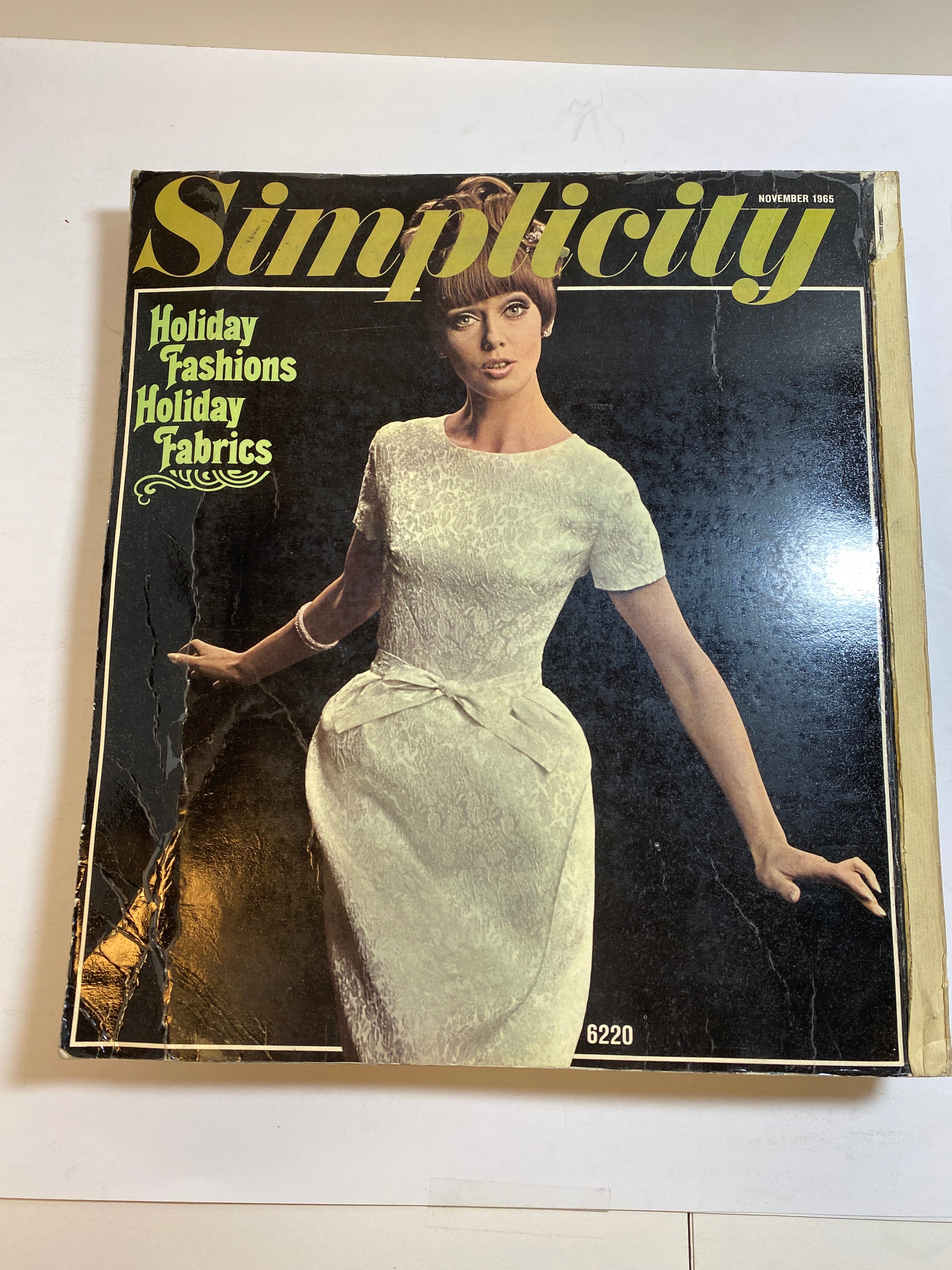 Simplicity November 1965 Holiday Counter Catalog Book