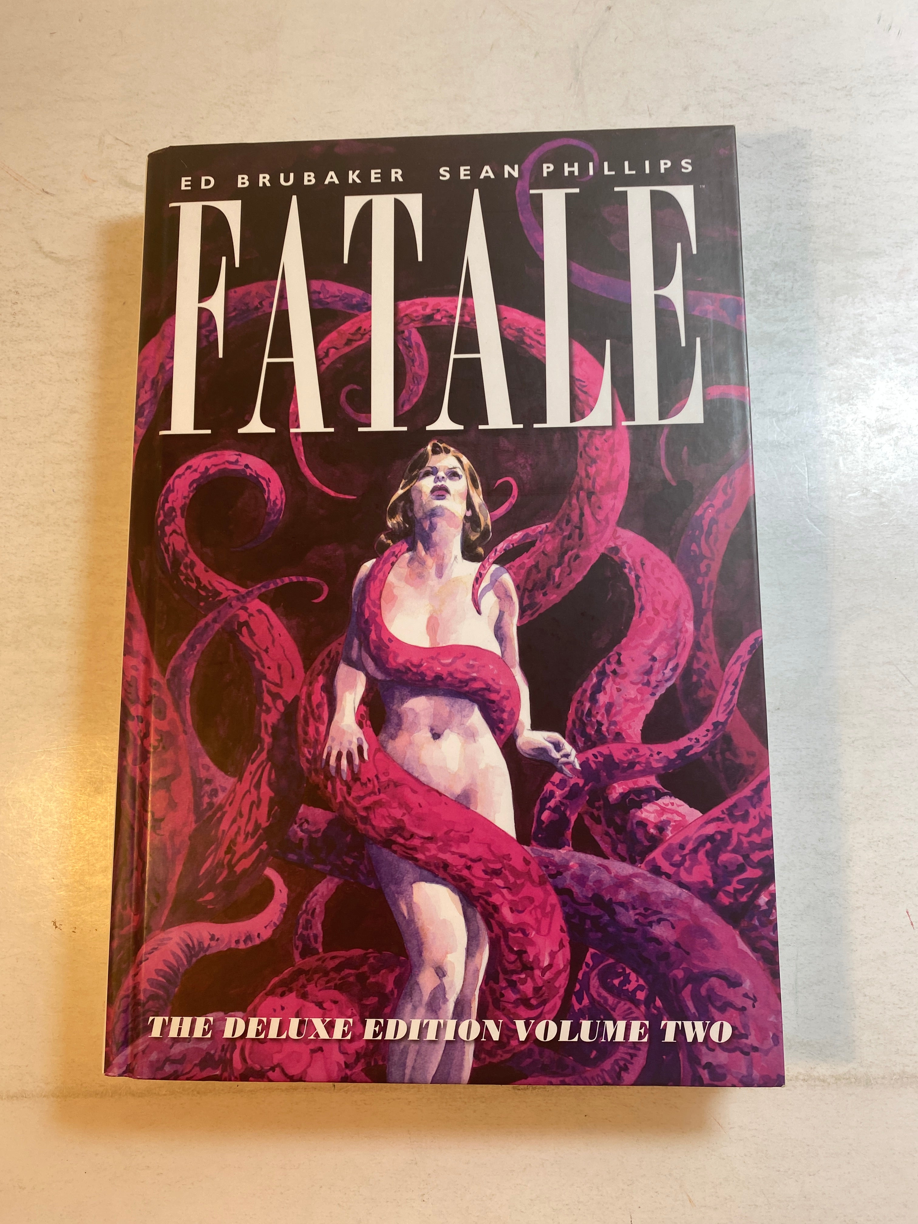 Fatale Deluxe Volume 2 Ed Brubaker Image Comics HC 2020