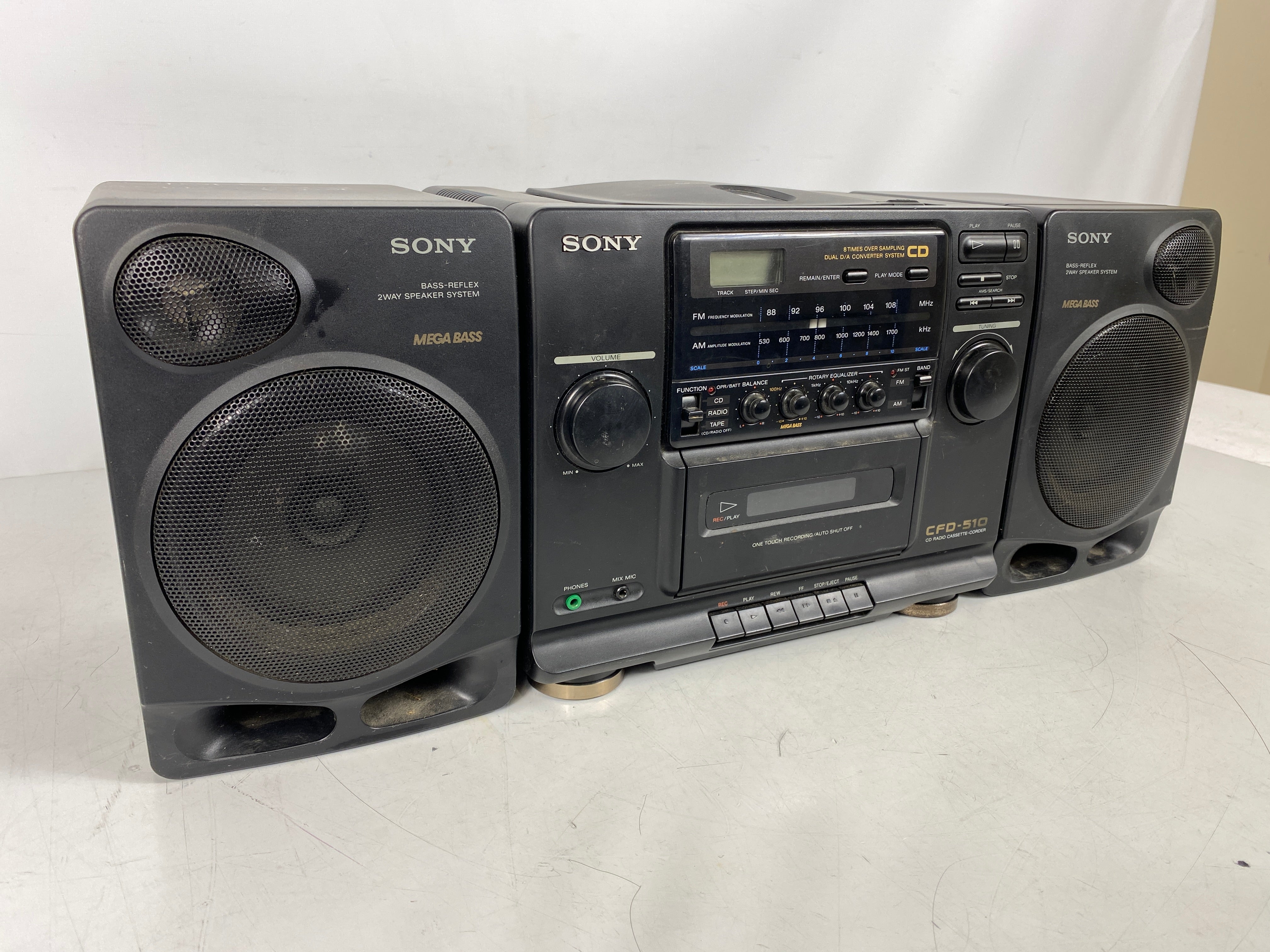 Sony CFD-510 Cassette Radio Boombox with Speakers