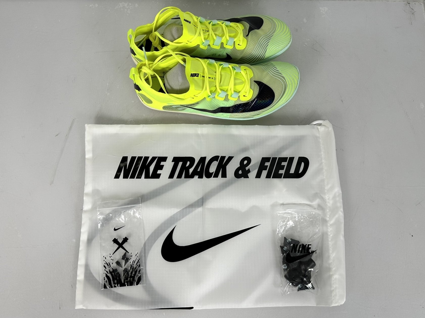 Nike Volt Green Zoom Victory XC 5 Track & Field Distance Spikes Men's Size 9.5