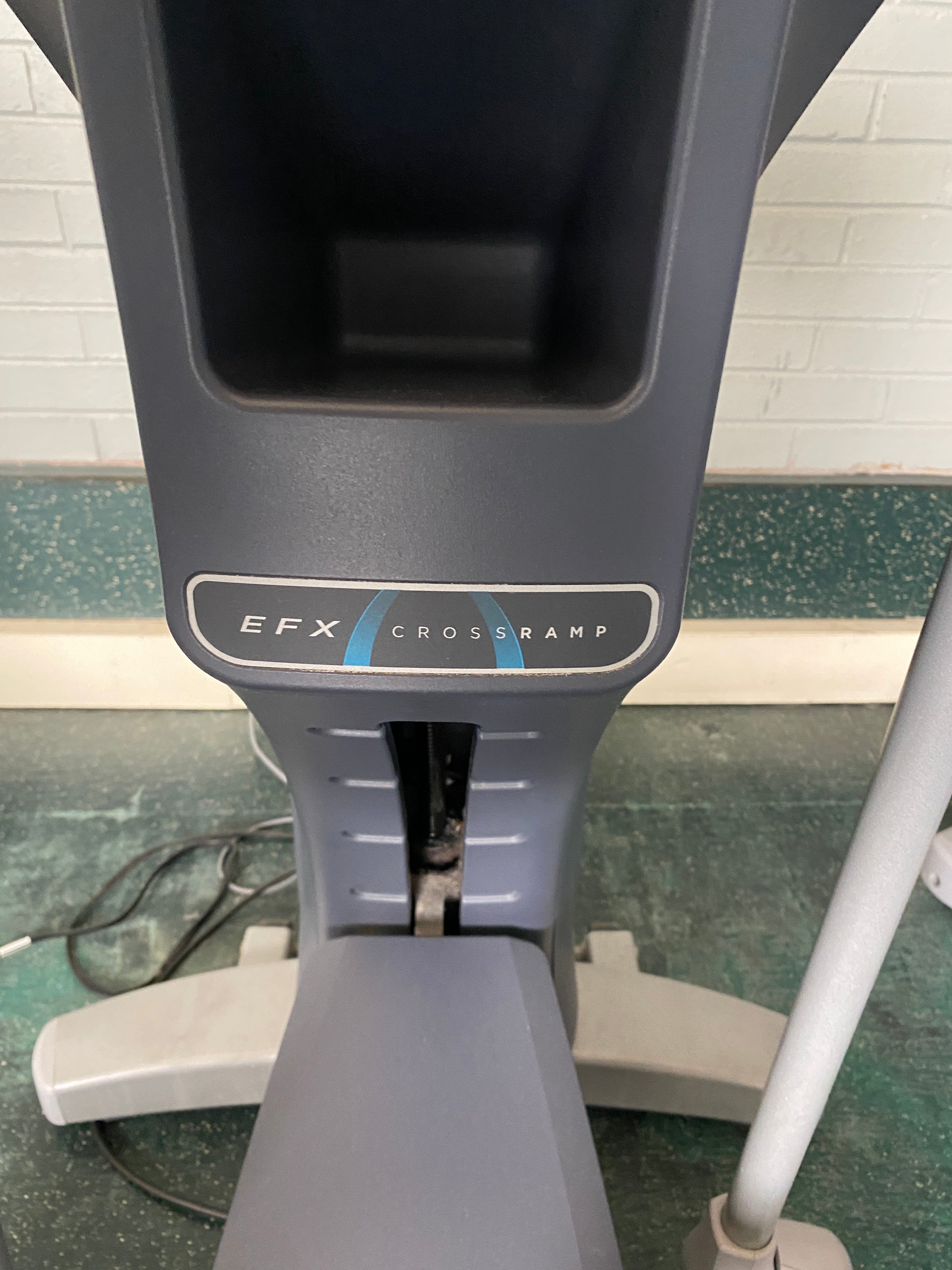 Precor EFX Cross Ramp Elliptical #3