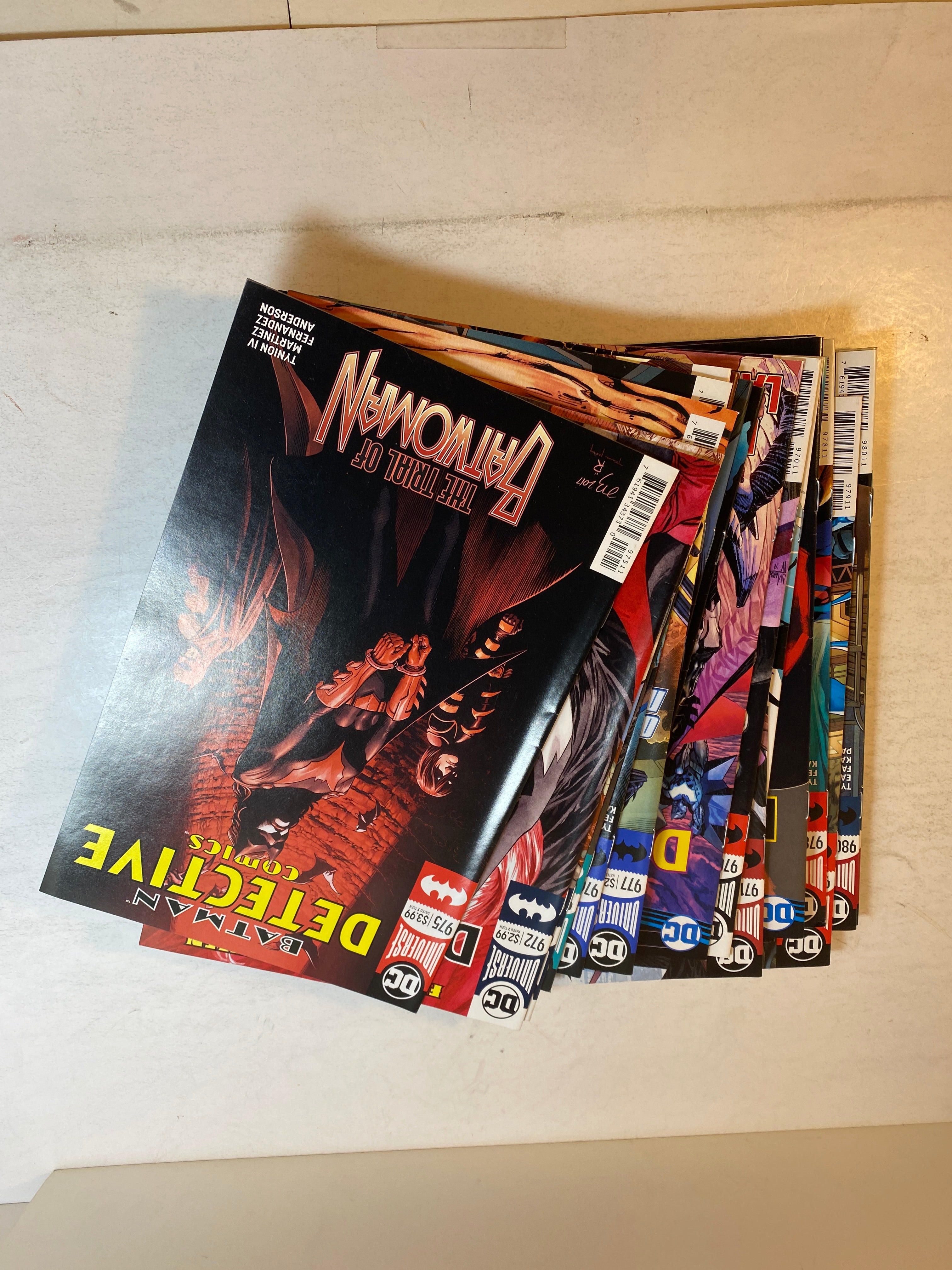 Lot of 22 Detective Comics Batman DC 2017-2018