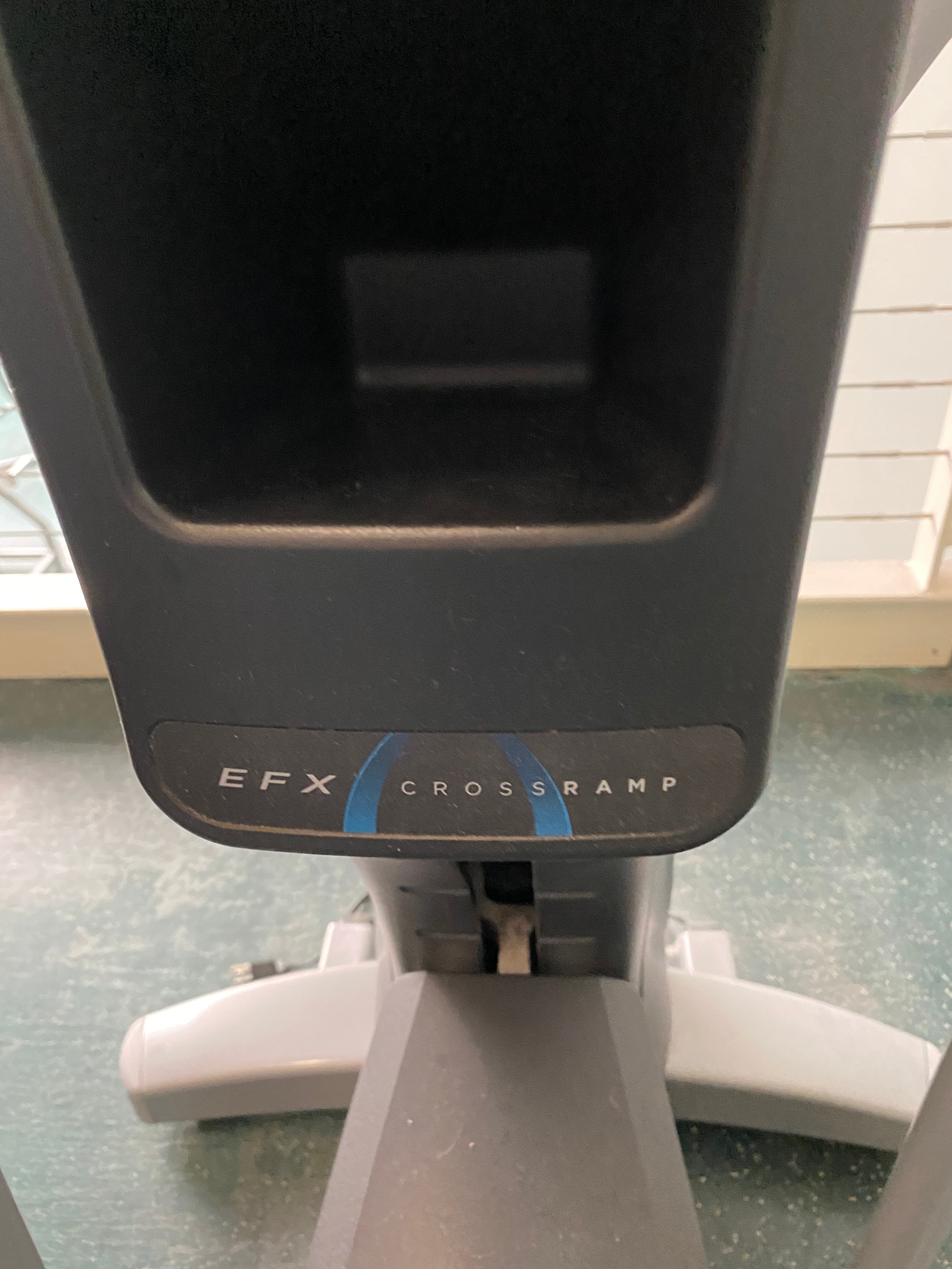 Precor EFX Cross Ramp Elliptical #9