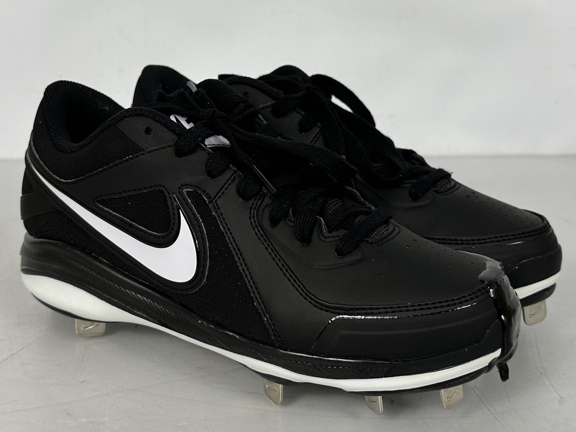 Nike Black & White Air MVP Pro Metal Baseball Cleat Men's Size 7 *Dipped Toe*